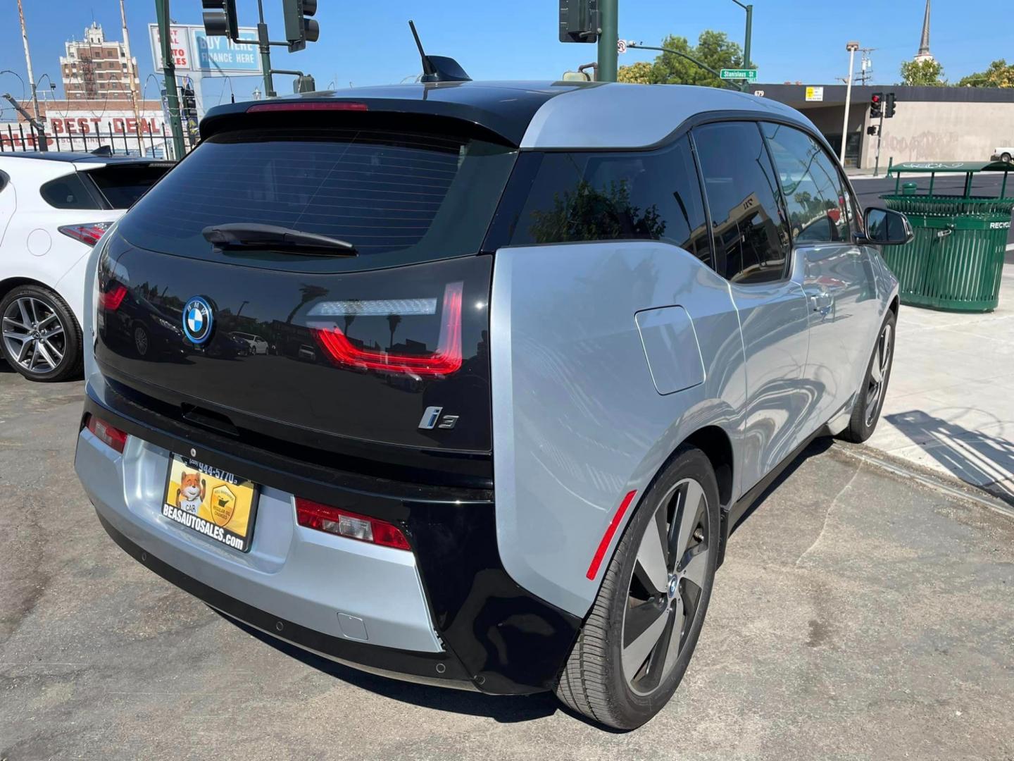 2017 SILVER /Black BMW i3 w/Range Extender (WBY1Z8C34HV) with an ELECTRIC engine, CVT transmission, located at 744 E Miner Ave, Stockton, CA, 95202, (209) 944-5770, 37.956863, -121.282082 - PLUS TAXES AND FEES - Photo#6