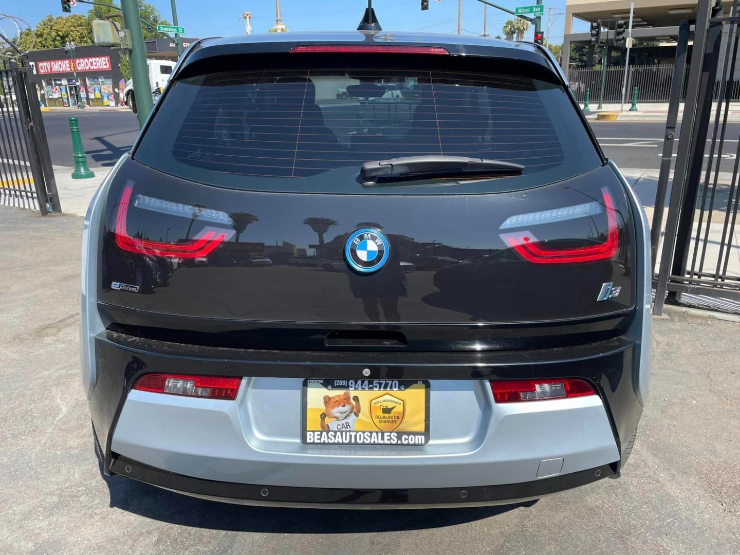 2017 SILVER /Black BMW i3 w/Range Extender (WBY1Z8C34HV) with an ELECTRIC engine, CVT transmission, located at 744 E Miner Ave, Stockton, CA, 95202, (209) 944-5770, 37.956863, -121.282082 - Photo#7