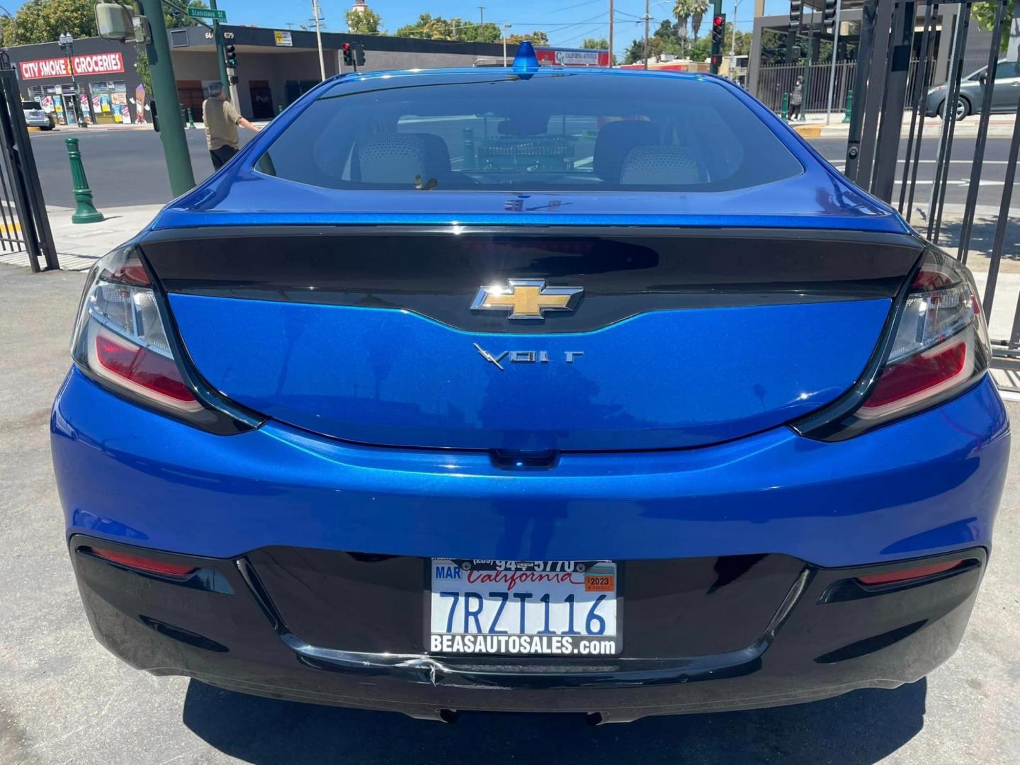 2017 Blue Chevrolet Volt LT (1G1RC6S54HU) with an 1.5L L4 DOHC 16V engine, CVT transmission, located at 744 E Miner Ave, Stockton, CA, 95202, (209) 944-5770, 37.956863, -121.282082 - Photo#10