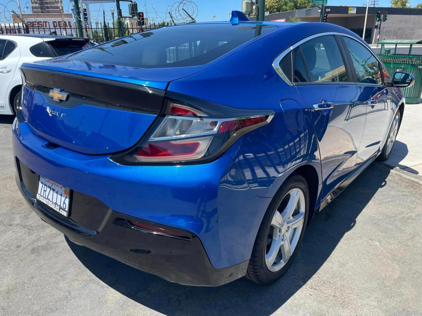 2017 Blue Chevrolet Volt LT (1G1RC6S54HU) with an 1.5L L4 DOHC 16V engine, CVT transmission, located at 744 E Miner Ave, Stockton, CA, 95202, (209) 944-5770, 37.956863, -121.282082 - Photo#11