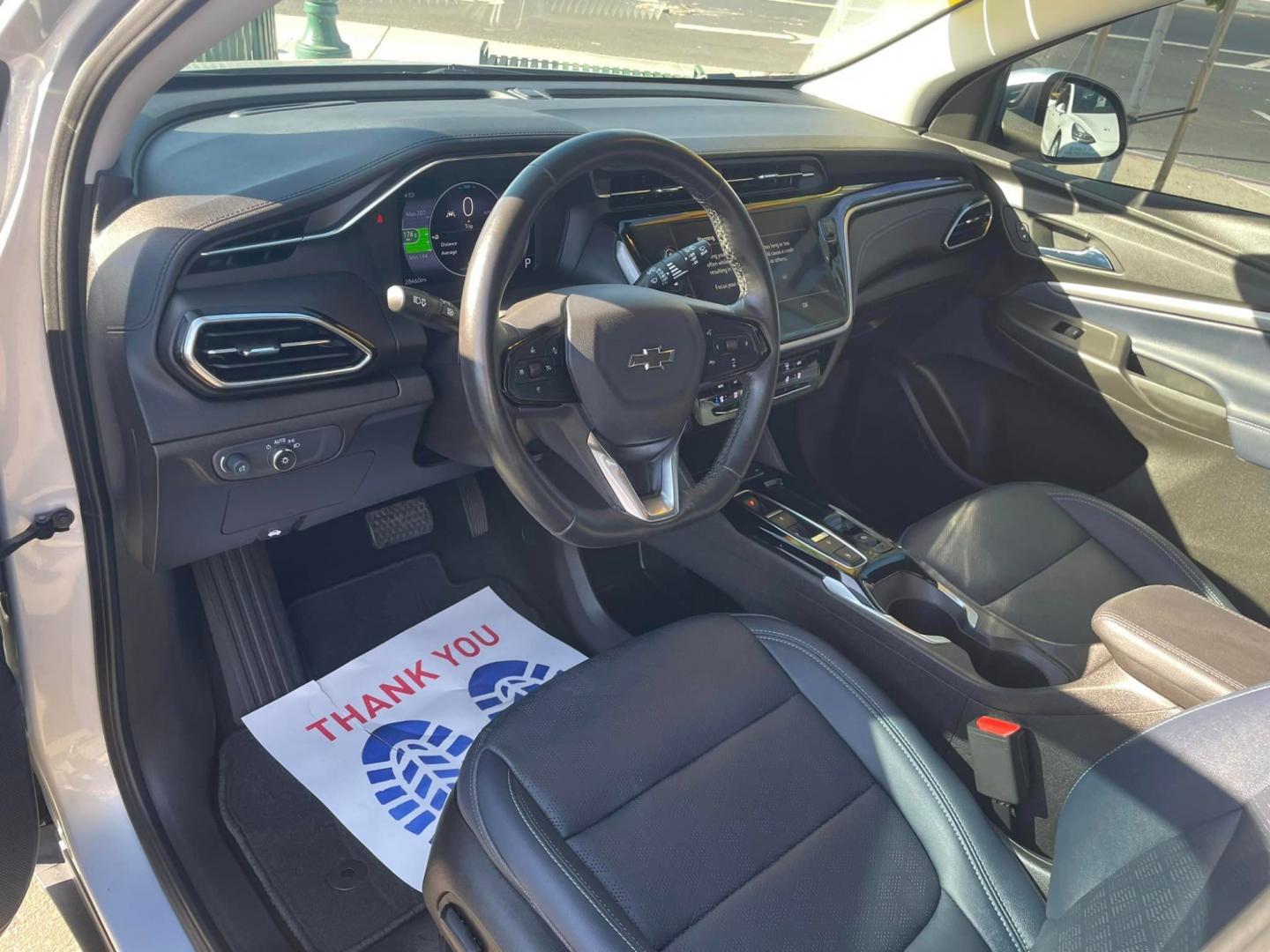 2022 SILVER /BLUE Chevrolet Bolt EV 1LT (1G1FY6S0XN4) with an ELECTRIC engine, 1A transmission, located at 744 E Miner Ave, Stockton, CA, 95202, (209) 944-5770, 37.956863, -121.282082 - PLUS TAXES AND FEES - Photo#8