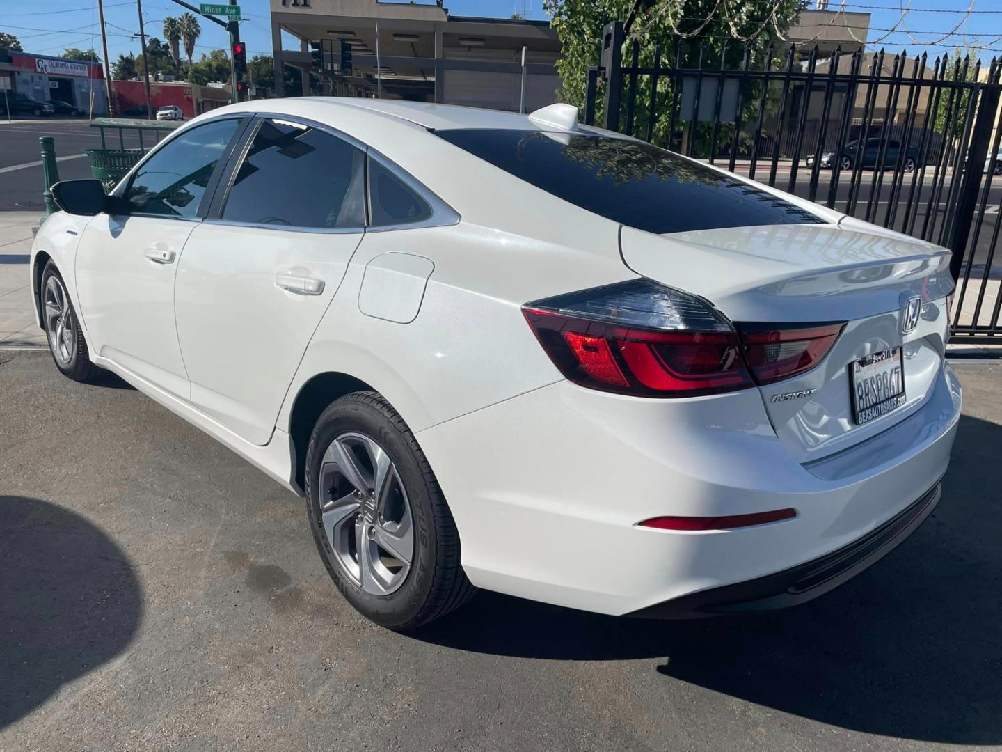 2020 WHITE /BLACK Honda Insight EX (19XZE4F54LE) with an 1.5L L4 DOHC 16V engine, CVT transmission, located at 744 E Miner Ave, Stockton, CA, 95202, (209) 944-5770, 37.956863, -121.282082 - PLUS TAXES AND FEES - Photo#10