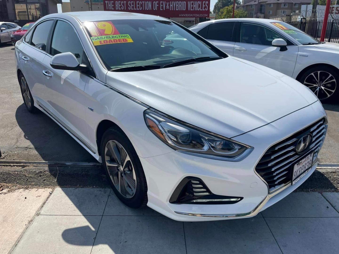 2019 WHITE /GRAY Hyundai Sonata Plug-In Limited (KMHE54L29KA) with an 2.0L L4 DOHC 16V HYBRID engine, 6A transmission, located at 744 E Miner Ave, Stockton, CA, 95202, (209) 944-5770, 37.956863, -121.282082 - Photo#1