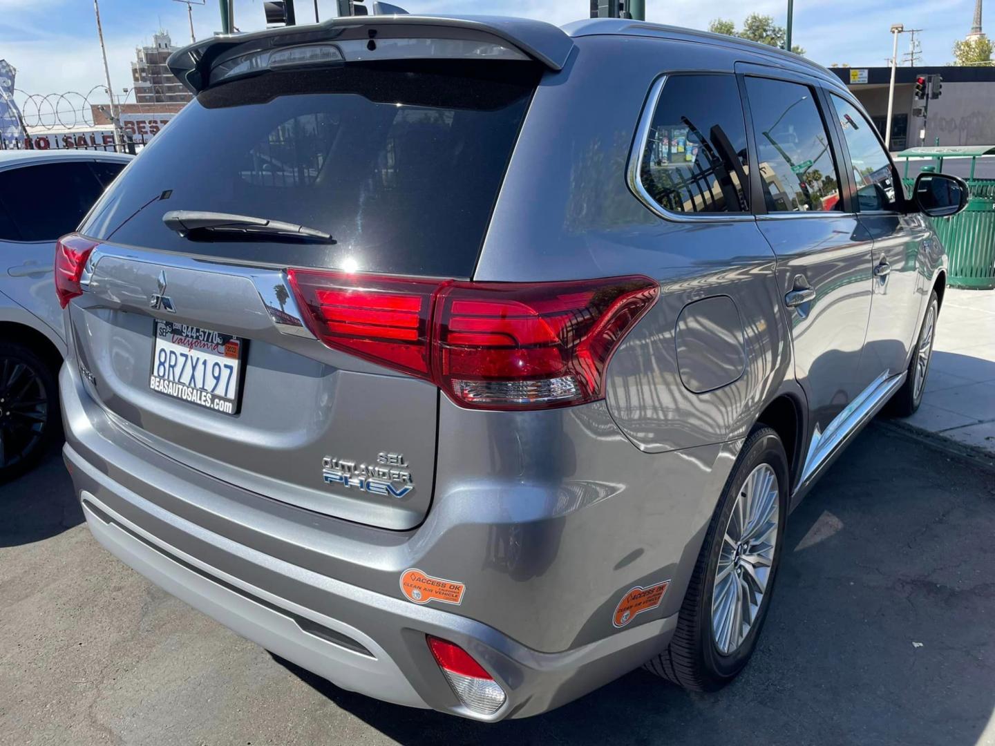 2019 GRAY /BLACK Mitsubishi Outlander PHEV SEL (JA4J24A5XKZ) with an 2.0L L4 DOHC 16V HYBRID engine, 1A transmission, located at 744 E Miner Ave, Stockton, CA, 95202, (209) 944-5770, 37.956863, -121.282082 - PLUS TAXES AND FEES - Photo#9