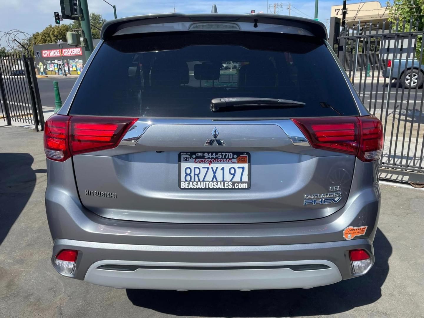 2019 GRAY /BLACK Mitsubishi Outlander PHEV SEL (JA4J24A5XKZ) with an 2.0L L4 DOHC 16V HYBRID engine, 1A transmission, located at 744 E Miner Ave, Stockton, CA, 95202, (209) 944-5770, 37.956863, -121.282082 - PLUS TAXES AND FEES - Photo#10