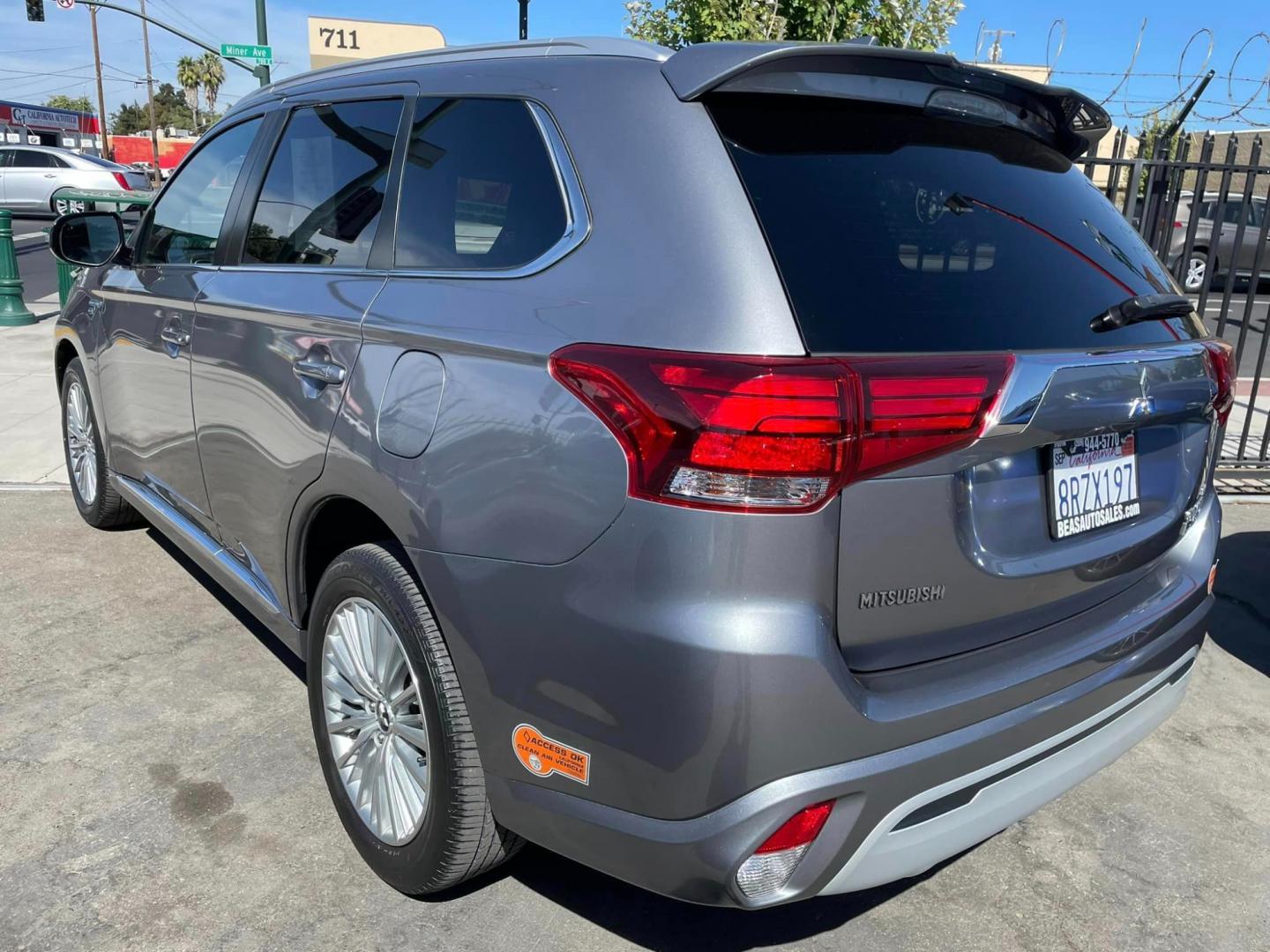 2019 GRAY /BLACK Mitsubishi Outlander PHEV SEL (JA4J24A5XKZ) with an 2.0L L4 DOHC 16V HYBRID engine, 1A transmission, located at 744 E Miner Ave, Stockton, CA, 95202, (209) 944-5770, 37.956863, -121.282082 - PLUS TAXES AND FEES - Photo#11