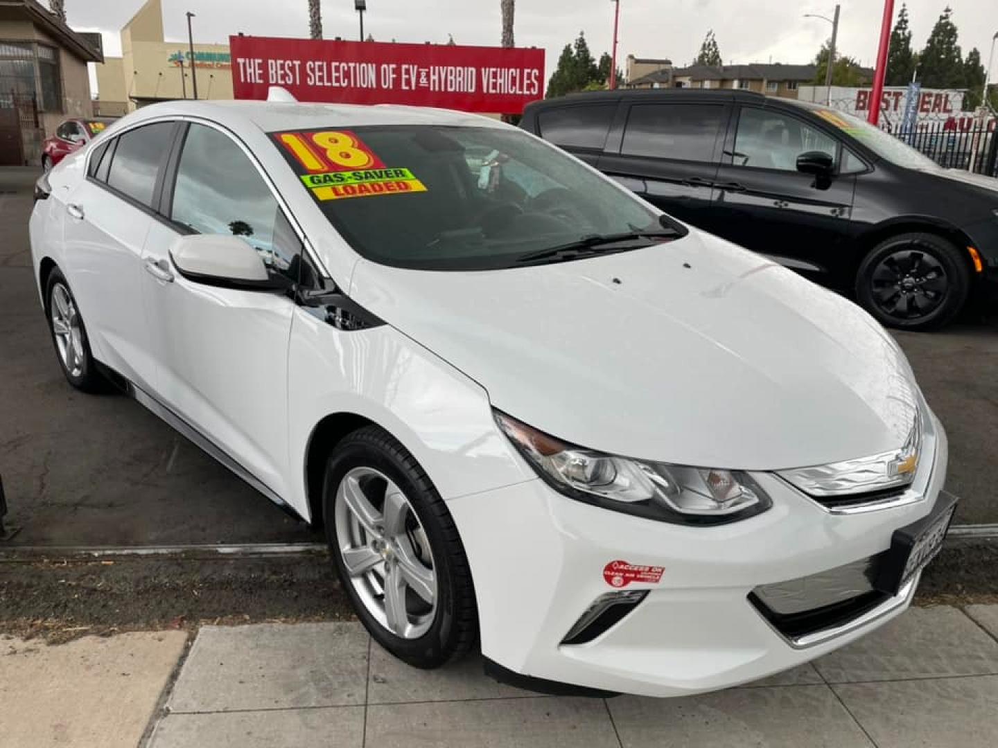 2018 WHITE /BLACK Chevrolet Volt LT (1G1RC6S5XJU) with an 1.5L L4 DOHC 16V engine, CVT transmission, located at 744 E Miner Ave, Stockton, CA, 95202, (209) 944-5770, 37.956863, -121.282082 - Photo#1