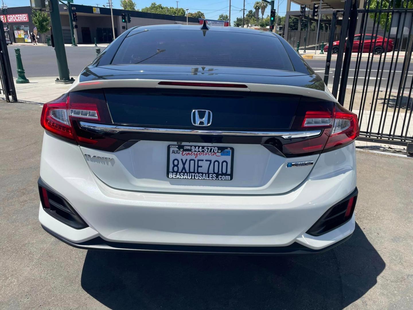 2020 WHITE /White Gold Honda Clarity (JHMZC5F1XLC) , located at 744 E Miner Ave, Stockton, CA, 95202, (209) 944-5770, 37.956863, -121.282082 - Photo#11