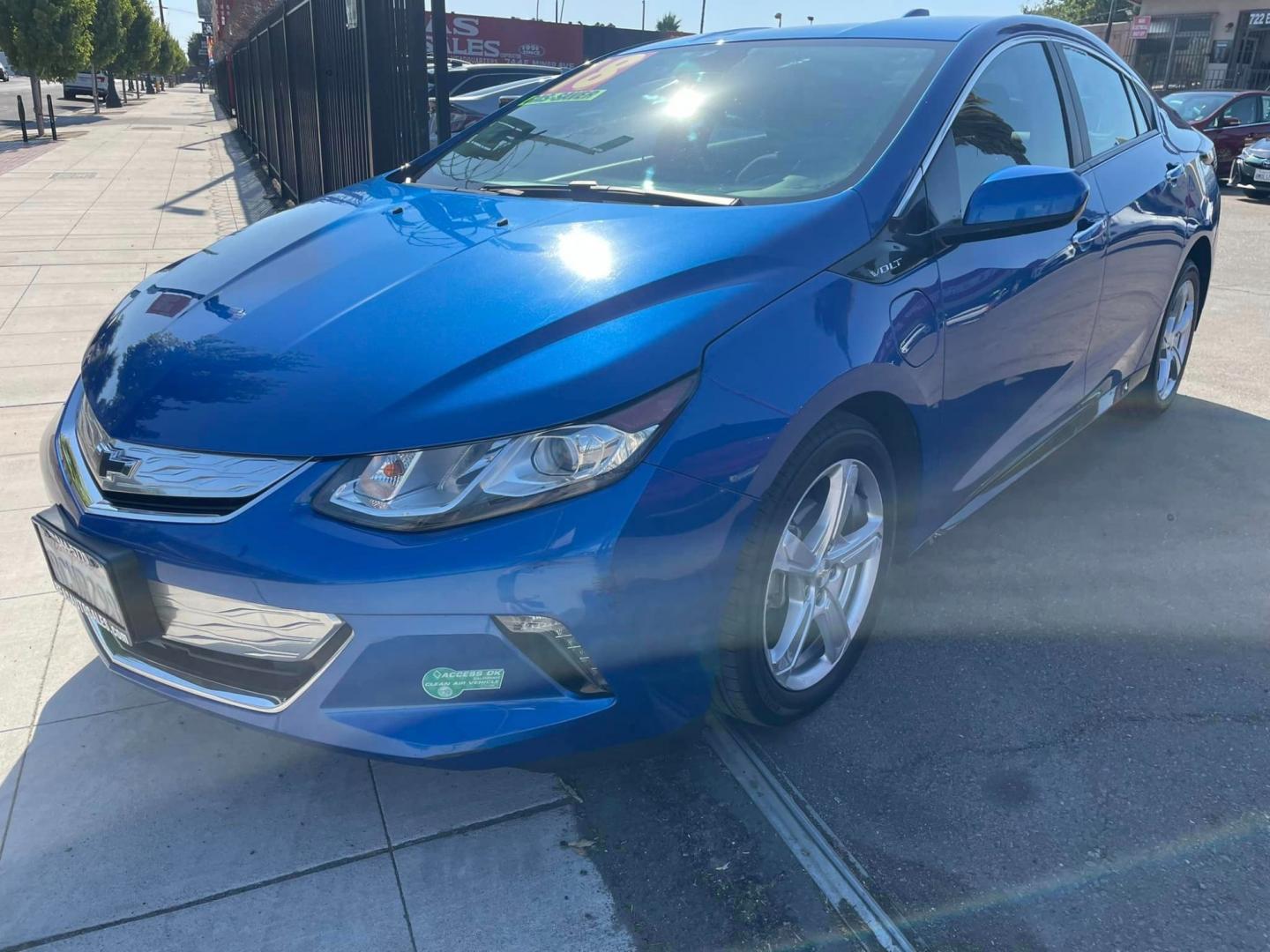 2018 BLUE /BLACK Chevrolet Volt (1G1RC6S57JU) , located at 744 E Miner Ave, Stockton, CA, 95202, (209) 944-5770, 37.956863, -121.282082 - PLUS TAXES AND FEES - Photo#3