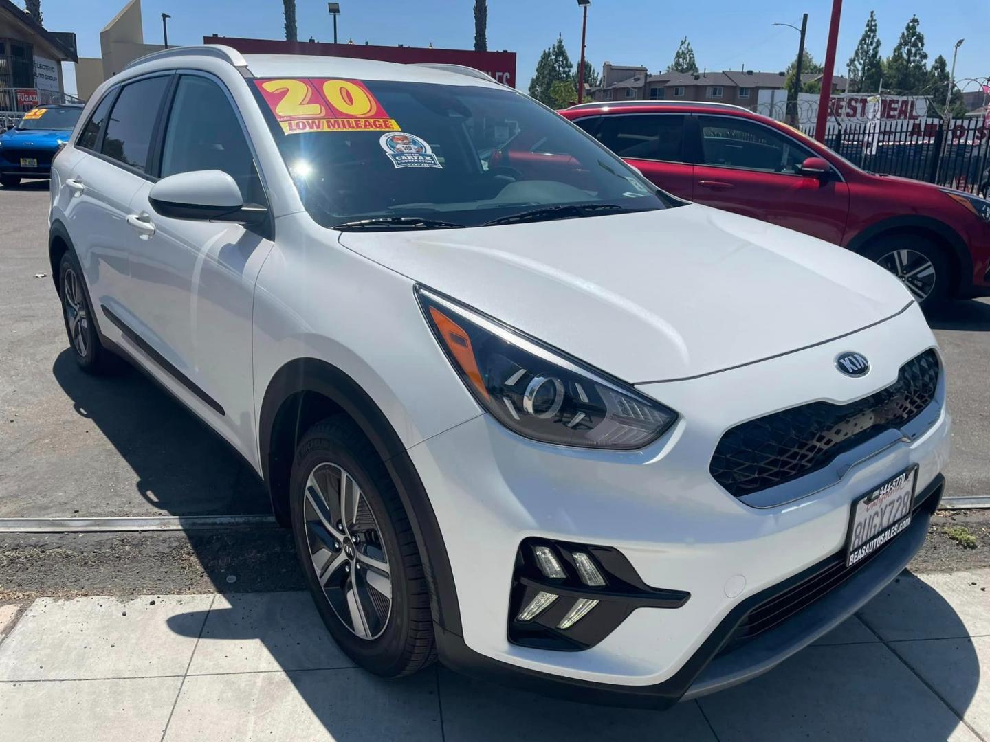 2020 WHITE /GRAY Kia Niro Plug In Hybrid (KNDCM3LD9L5) , located at 744 E Miner Ave, Stockton, CA, 95202, (209) 944-5770, 37.956863, -121.282082 - Photo#0