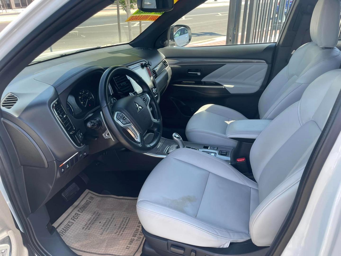 2021 WHITE /White Gold Mitsubishi Outlander PHEV (JA4J2VA74MZ) , located at 744 E Miner Ave, Stockton, CA, 95202, (209) 944-5770, 37.956863, -121.282082 - Photo#6