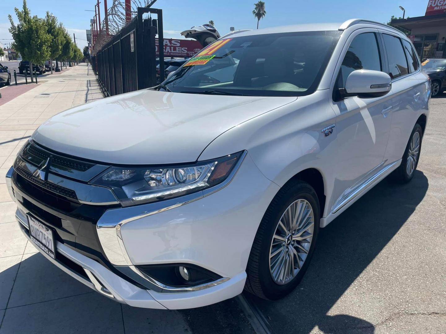 2021 WHITE /White Gold Mitsubishi Outlander PHEV (JA4J2VA74MZ) , located at 744 E Miner Ave, Stockton, CA, 95202, (209) 944-5770, 37.956863, -121.282082 - Photo#3