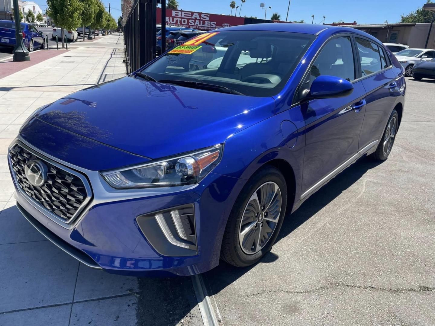 2021 Hyundai Ioniq Plug-In Hybrid SE (KMHC65LD1MU) with an 1.6L L4 DOHC 16V HYBRID engine, 6A transmission, located at 744 E Miner Ave, Stockton, CA, 95202, (209) 944-5770, 37.956863, -121.282082 - Photo#3