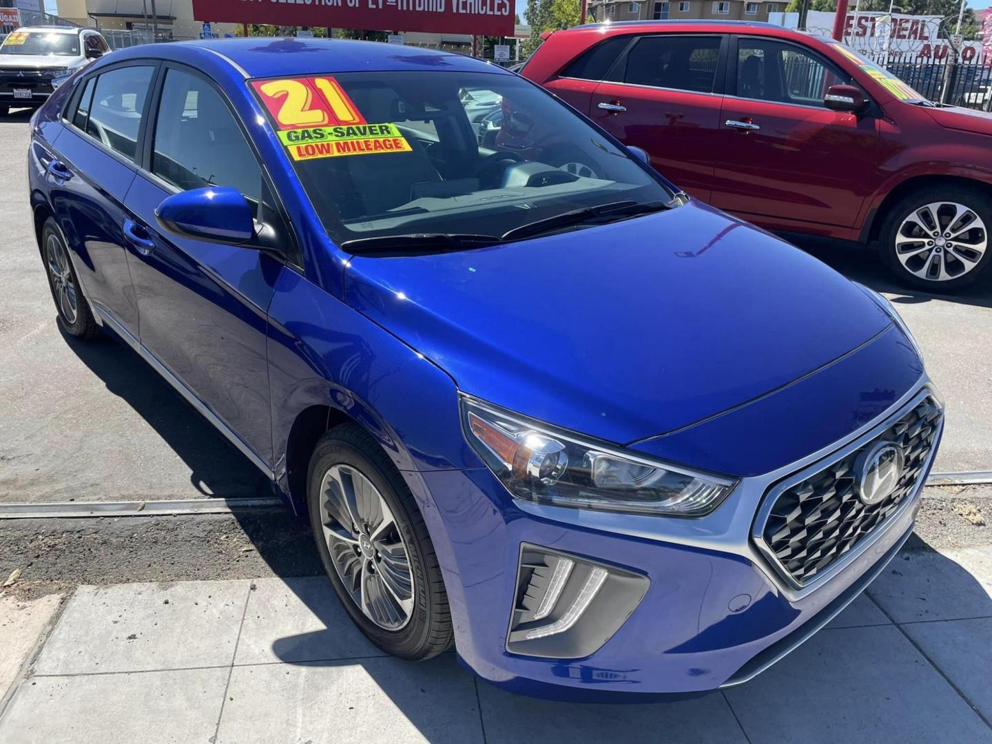 2021 Hyundai Ioniq Plug-In Hybrid SE (KMHC65LD1MU) with an 1.6L L4 DOHC 16V HYBRID engine, 6A transmission, located at 744 E Miner Ave, Stockton, CA, 95202, (209) 944-5770, 37.956863, -121.282082 - Photo#1