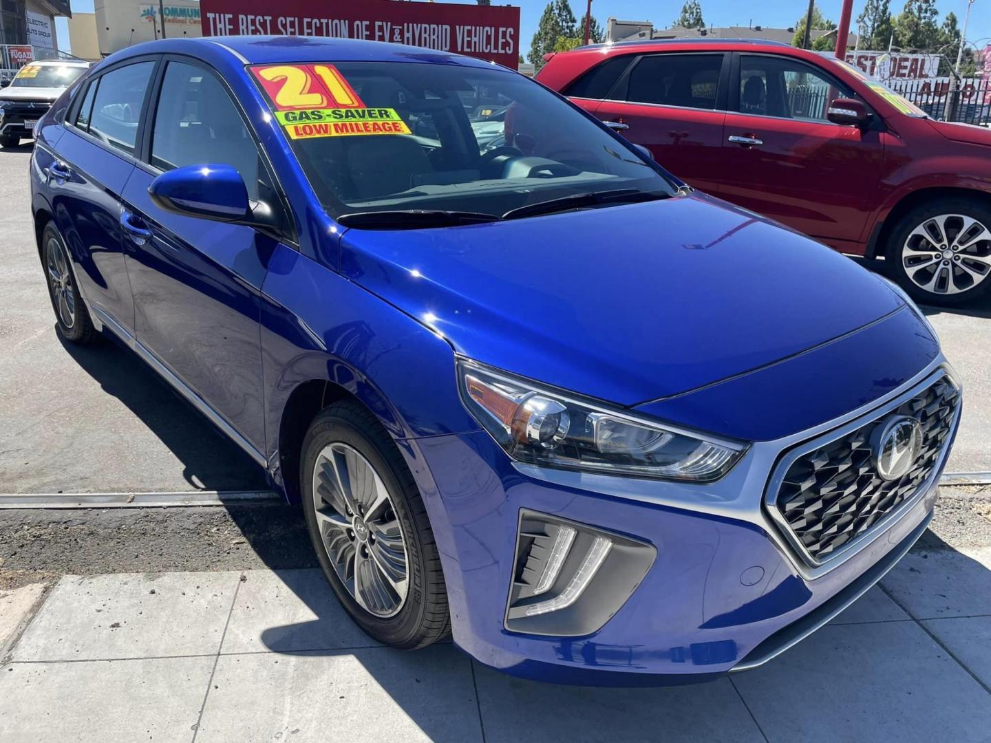 2021 Hyundai Ioniq Plug-In Hybrid SE (KMHC65LD1MU) with an 1.6L L4 DOHC 16V HYBRID engine, 6A transmission, located at 744 E Miner Ave, Stockton, CA, 95202, (209) 944-5770, 37.956863, -121.282082 - PLUS TAXES AND FEES - Photo#0