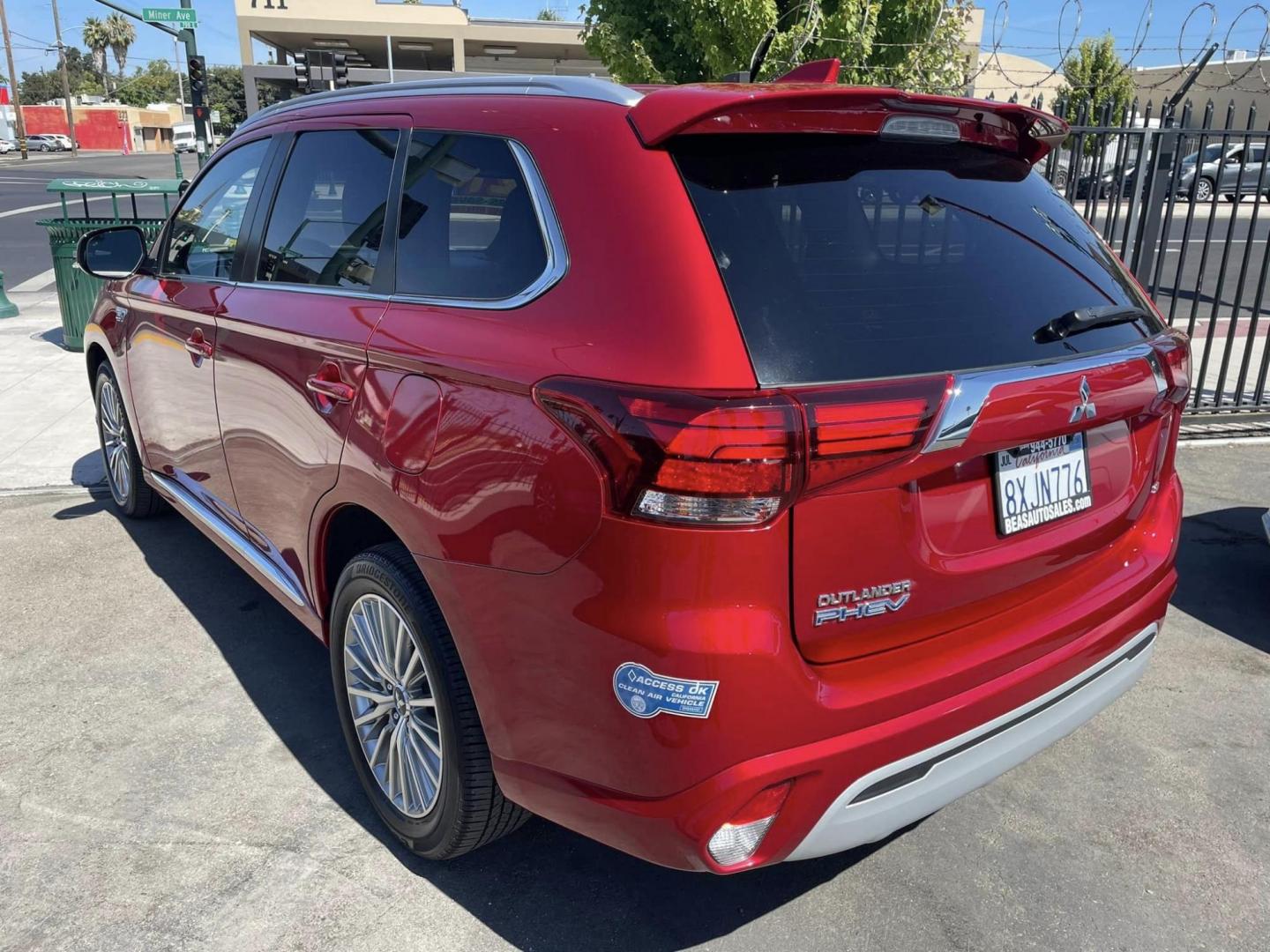 2021 Mitsubishi Outlander PHEV SEL (JA4J2VA77MZ) with an 2.0L L4 DOHC 16V HYBRID engine, 1A transmission, located at 744 E Miner Ave, Stockton, CA, 95202, (209) 944-5770, 37.956863, -121.282082 - Photo#13