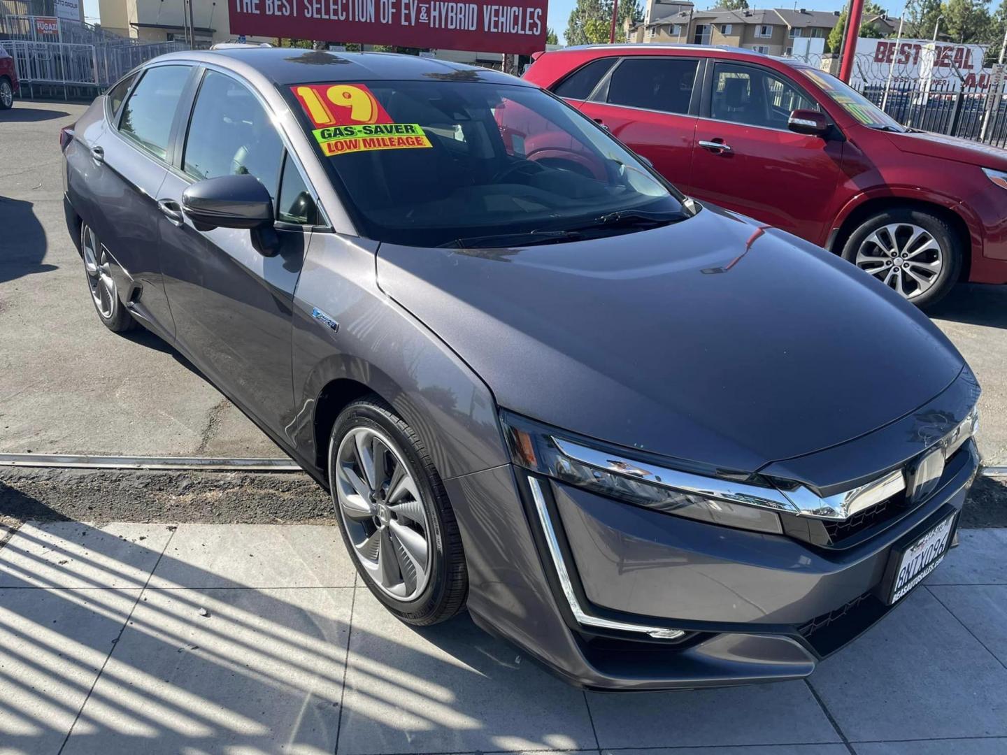 2019 Honda Clarity Touring Plug-In Hybrid (JHMZC5F34KC) with an 1.5L L4 DOHC 16V HYBRID engine, CVT transmission, located at 744 E Miner Ave, Stockton, CA, 95202, (209) 944-5770, 37.956863, -121.282082 - Photo#1