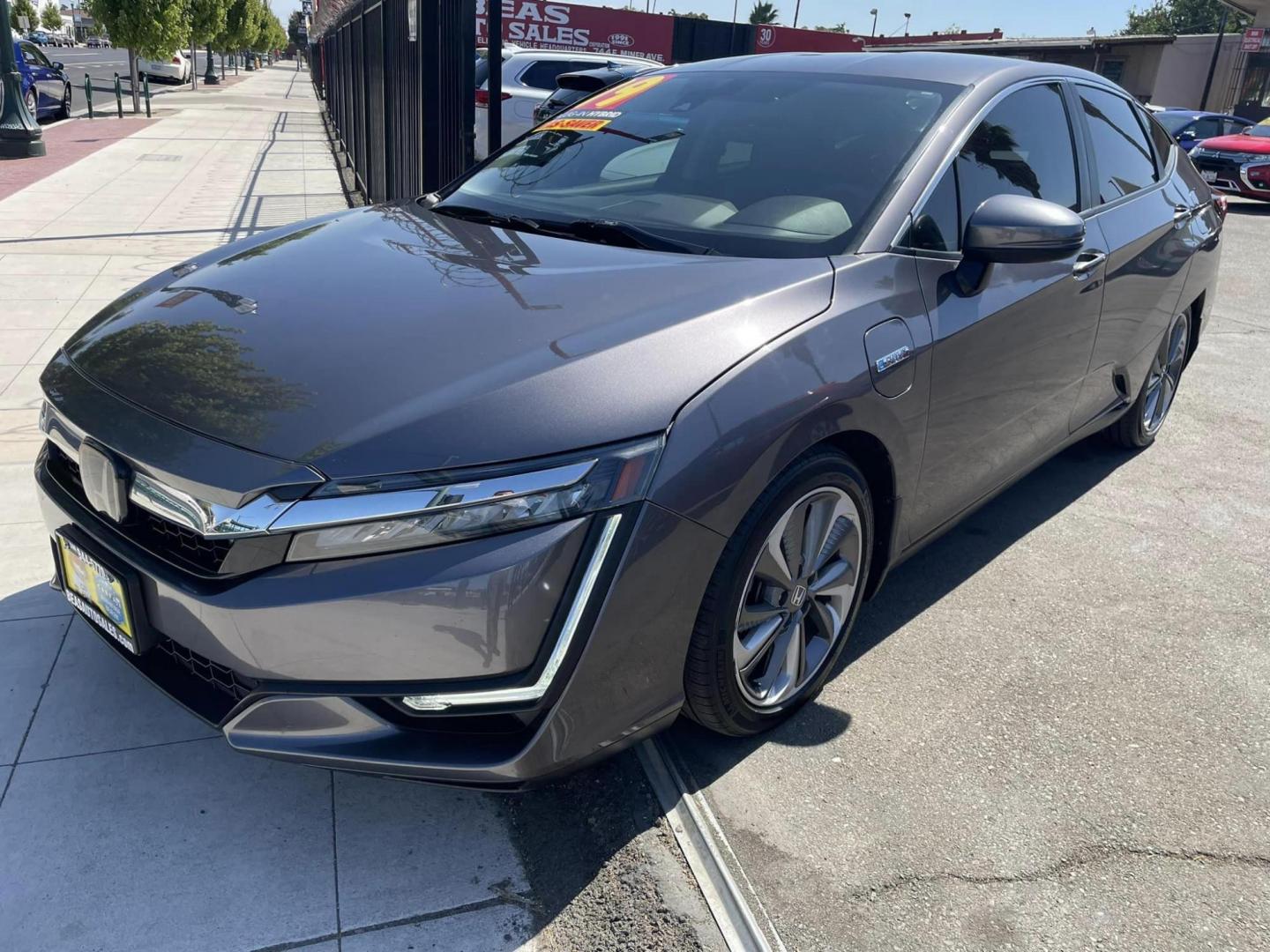 2019 Honda Clarity Plug-In Hybrid (JHMZC5F1XKC) with an 1.5L L4 DOHC 16V HYBRID engine, CVT transmission, located at 744 E Miner Ave, Stockton, CA, 95202, (209) 944-5770, 37.956863, -121.282082 - Photo#3