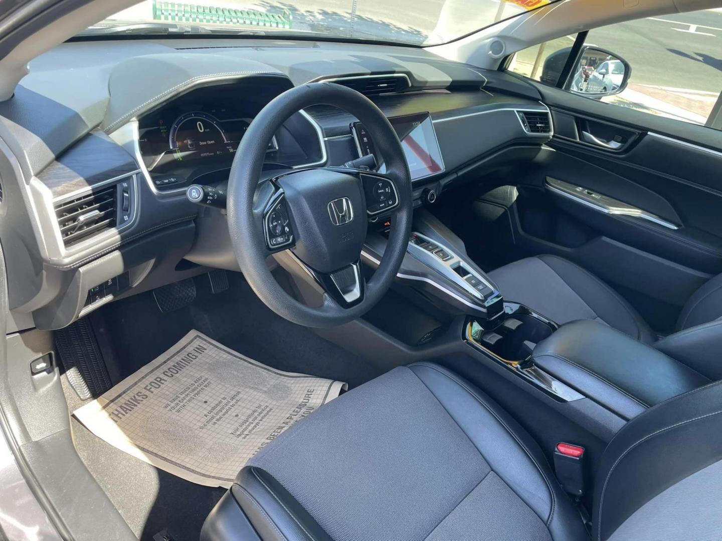 2019 Honda Clarity Plug-In Hybrid (JHMZC5F1XKC) with an 1.5L L4 DOHC 16V HYBRID engine, CVT transmission, located at 744 E Miner Ave, Stockton, CA, 95202, (209) 944-5770, 37.956863, -121.282082 - PLUS TAXES AND FEES - Photo#7