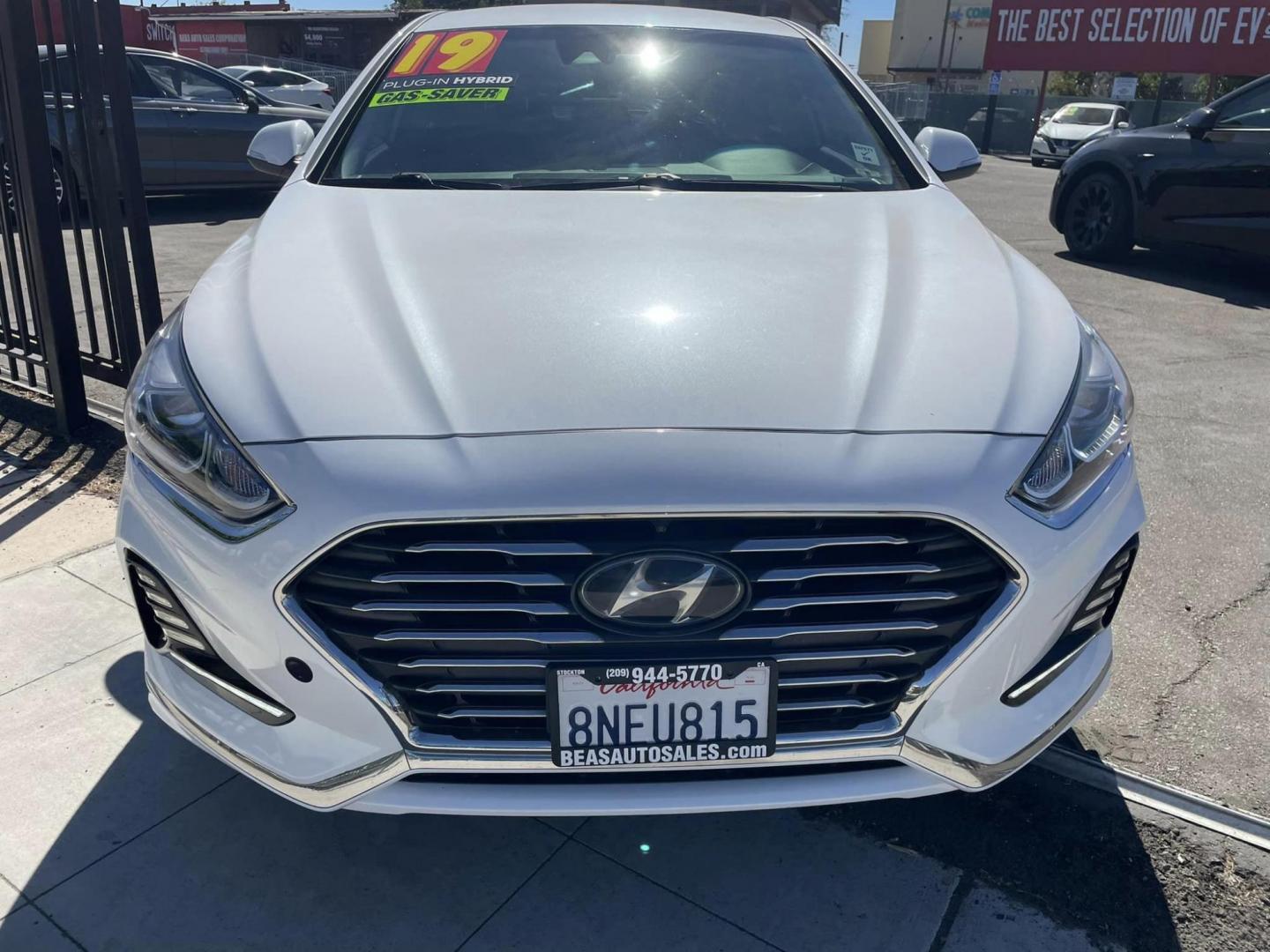 2019 Hyundai Sonata Plug-In Limited (KMHE54L25KA) with an 2.0L L4 DOHC 16V HYBRID engine, 6A transmission, located at 744 E Miner Ave, Stockton, CA, 95202, (209) 944-5770, 37.956863, -121.282082 - PLUS TAXES AND FEES - Photo#2