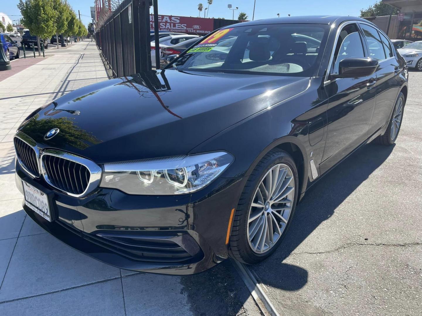 2019 BLACK /BLACK BMW 5-Series 530e iPerformance (WBAJA9C55KB) with an 2.0L L4 DOHC 16V TURBO HYBRID engine, 8A transmission, located at 744 E Miner Ave, Stockton, CA, 95202, (209) 944-5770, 37.956863, -121.282082 - PLUS TAXES AND FEES - Photo#3