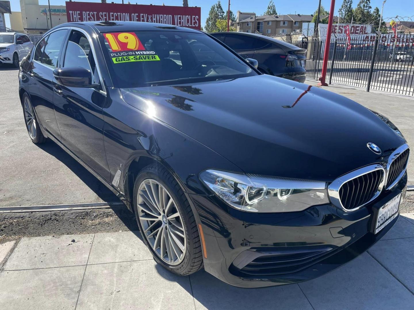 2019 BLACK /BLACK BMW 5-Series 530e iPerformance (WBAJA9C55KB) with an 2.0L L4 DOHC 16V TURBO HYBRID engine, 8A transmission, located at 744 E Miner Ave, Stockton, CA, 95202, (209) 944-5770, 37.956863, -121.282082 - Photo#0