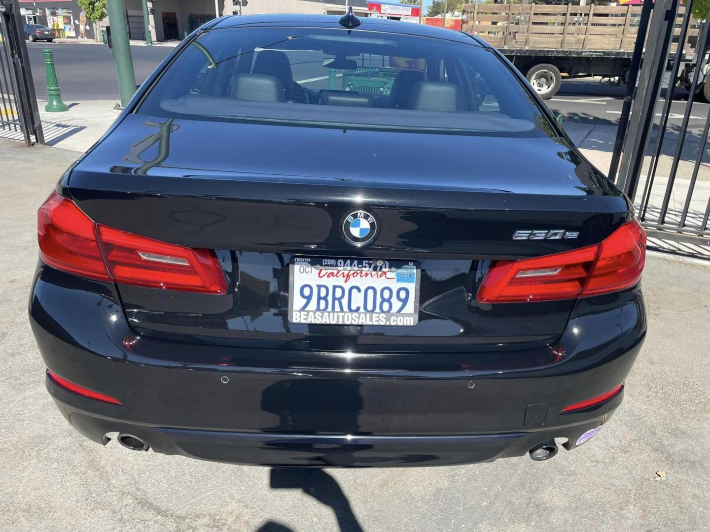 2019 BLACK /BLACK BMW 5-Series 530e iPerformance (WBAJA9C55KB) with an 2.0L L4 DOHC 16V TURBO HYBRID engine, 8A transmission, located at 744 E Miner Ave, Stockton, CA, 95202, (209) 944-5770, 37.956863, -121.282082 - PLUS TAXES AND FEES - Photo#11