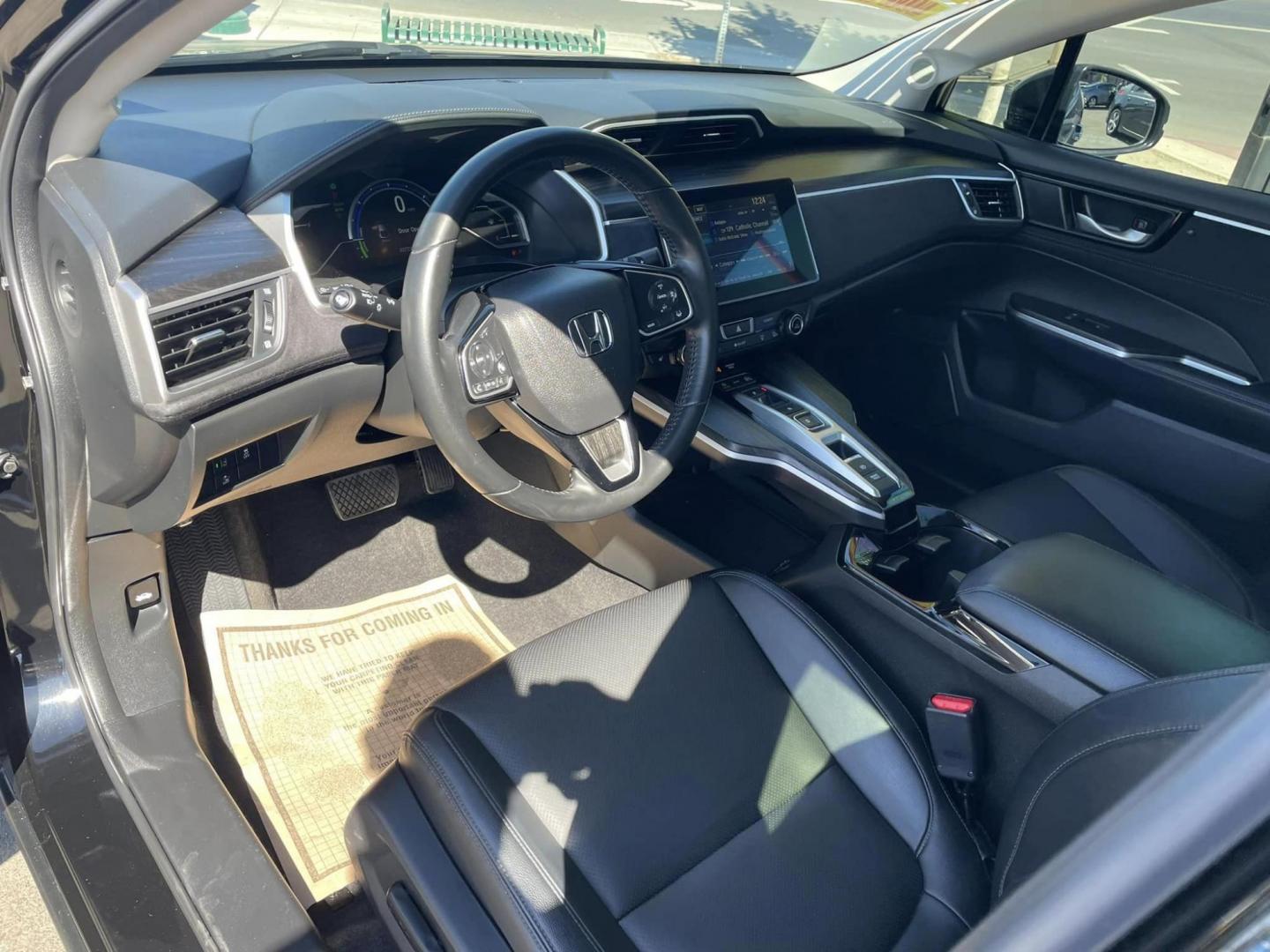 2021 BLACK /BLACK Honda Clarity Touring Plug-In Hybrid (JHMZC5F37MC) with an 1.5L L4 DOHC 16V HYBRID engine, CVT transmission, located at 744 E Miner Ave, Stockton, CA, 95202, (209) 944-5770, 37.956863, -121.282082 - PLUS TAXES AND FEES - Photo#6