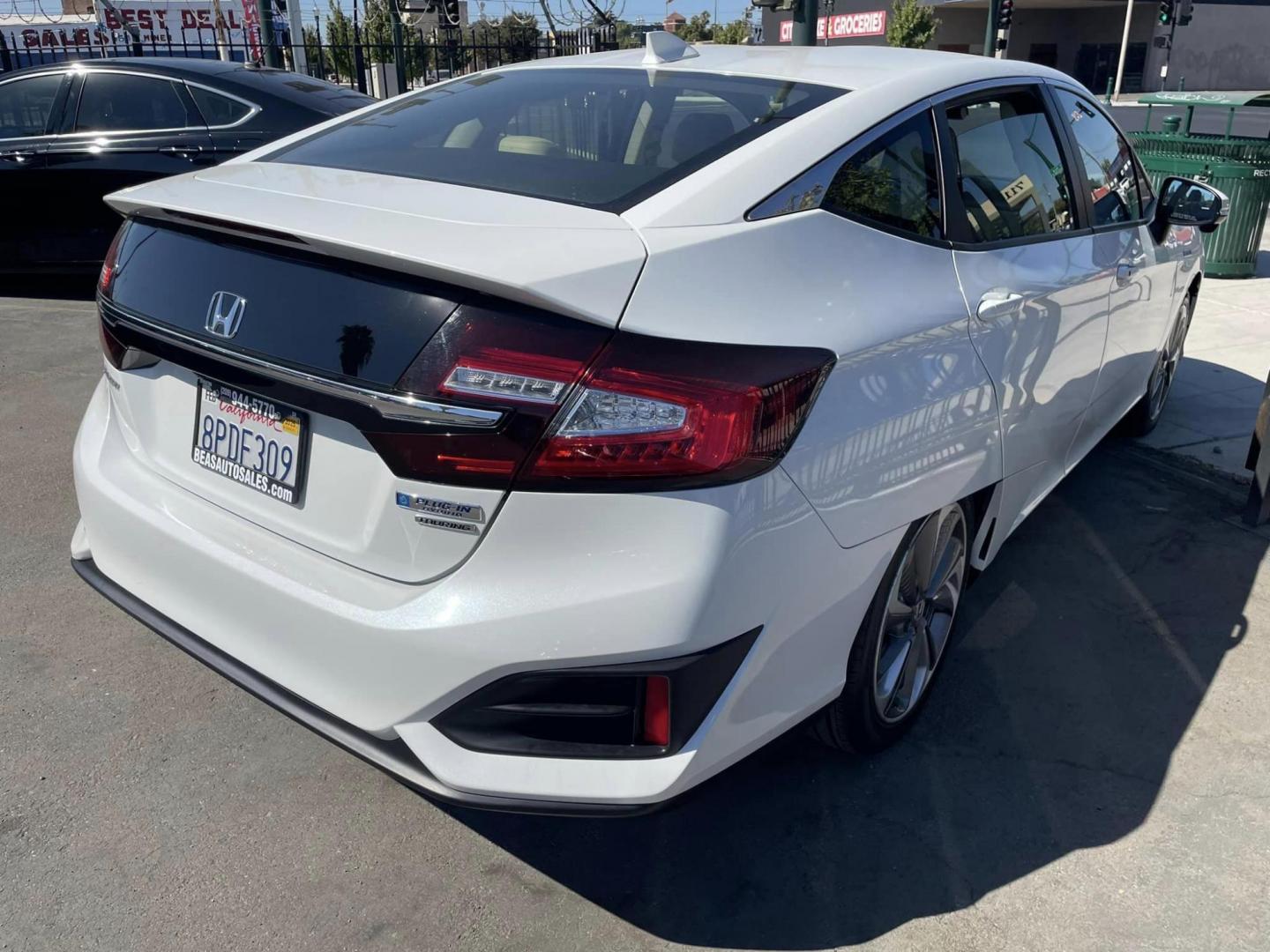 2019 WHITE Honda Clarity Touring Plug-In Hybrid (JHMZC5F37KC) with an 1.5L L4 DOHC 16V HYBRID engine, CVT transmission, located at 744 E Miner Ave, Stockton, CA, 95202, (209) 944-5770, 37.956863, -121.282082 - PLUS TAXES AND FEES - Photo#12