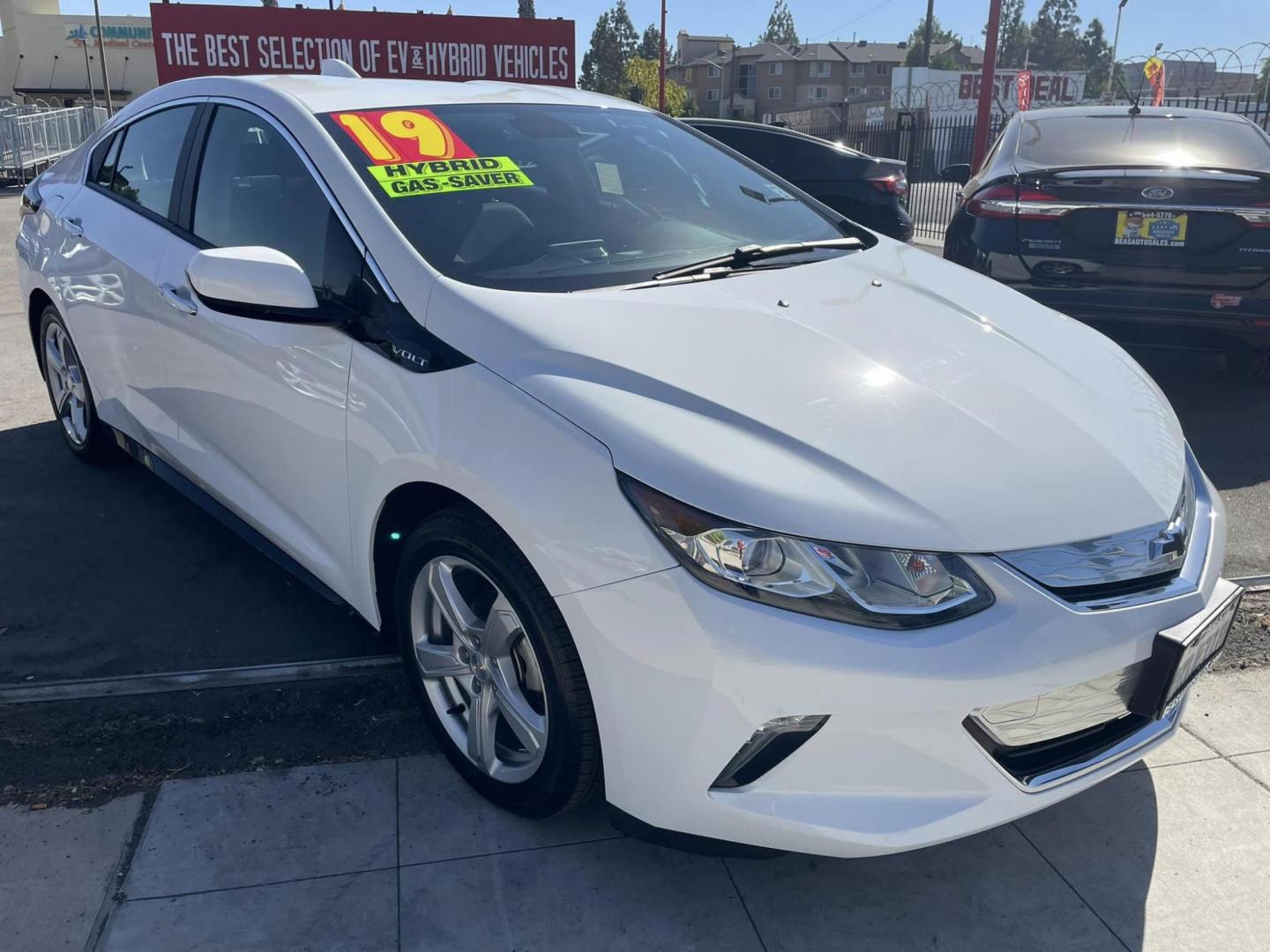 2019 WHITE Chevrolet Volt LT (1G1RC6S58KU) with an 1.5L L4 DOHC 16V engine, CVT transmission, located at 744 E Miner Ave, Stockton, CA, 95202, (209) 944-5770, 37.956863, -121.282082 - PLUS TAXES AND FEES - Photo#0