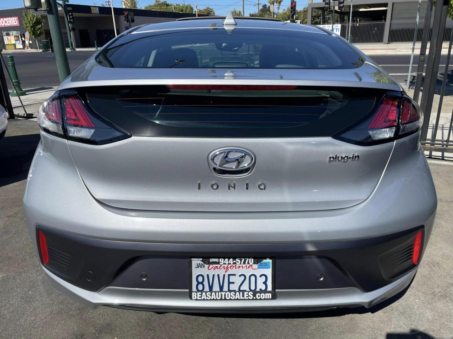 2020 SILVER Hyundai Ioniq Plug-In Hybrid Limited (KMHCX5LD2LU) with an 1.6L L4 DOHC 16V HYBRID engine, 6A transmission, located at 744 E Miner Ave, Stockton, CA, 95202, (209) 944-5770, 37.956863, -121.282082 - Photo#12