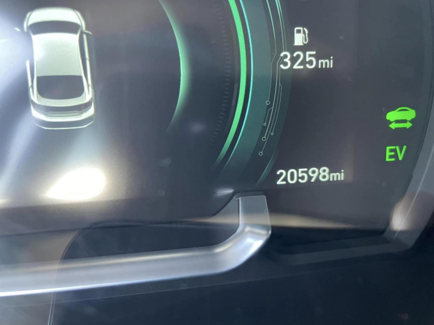 2020 SILVER Hyundai Ioniq Plug-In Hybrid Limited (KMHCX5LD2LU) with an 1.6L L4 DOHC 16V HYBRID engine, 6A transmission, located at 744 E Miner Ave, Stockton, CA, 95202, (209) 944-5770, 37.956863, -121.282082 - Photo#9