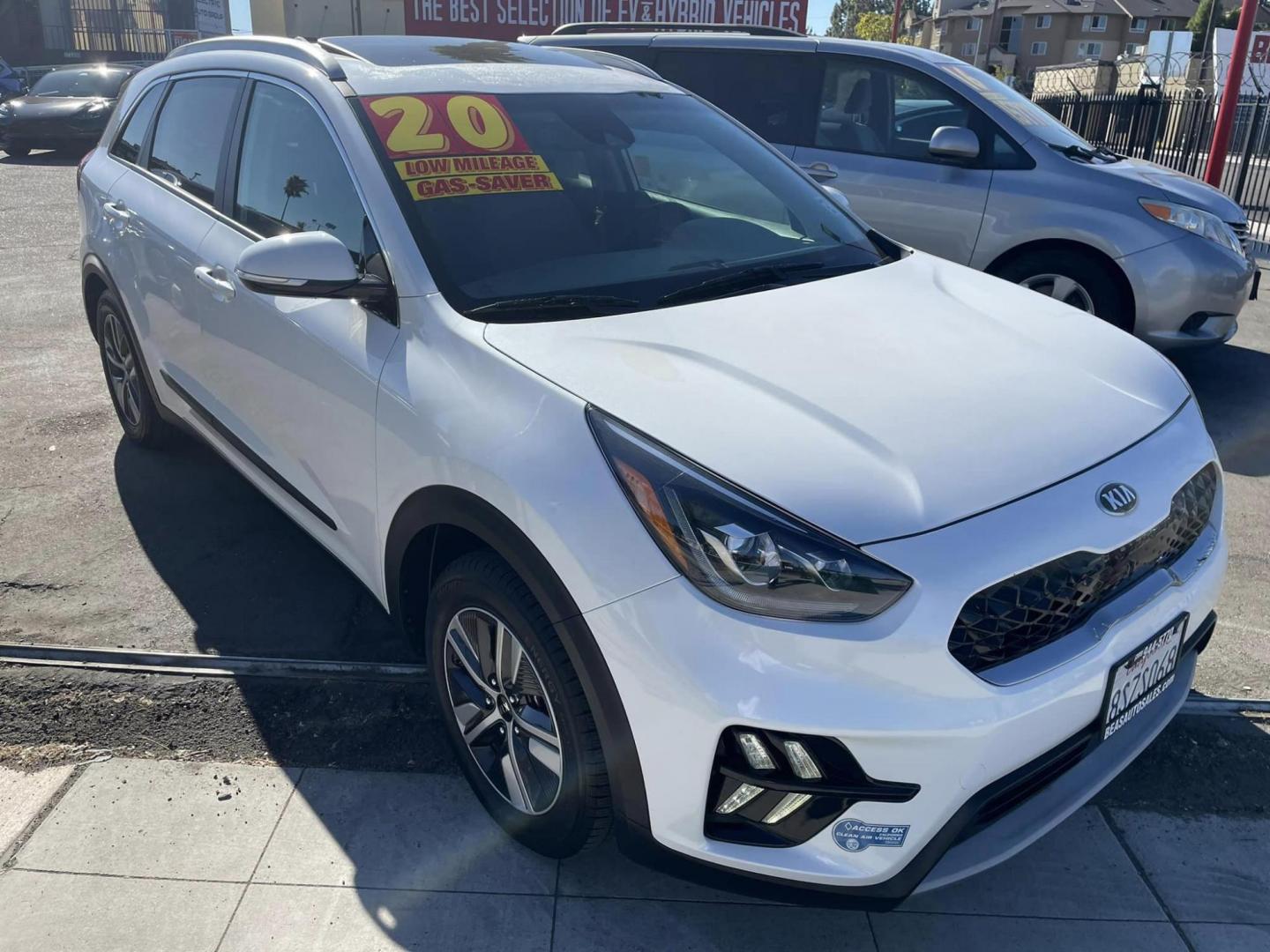 2020 WHITE Kia Niro Plug In Hybrid EX Premium (KNDCC3LD9L5) , 6A transmission, located at 744 E Miner Ave, Stockton, CA, 95202, (209) 944-5770, 37.956863, -121.282082 - PLUS TAXES AND FEES - Photo#1