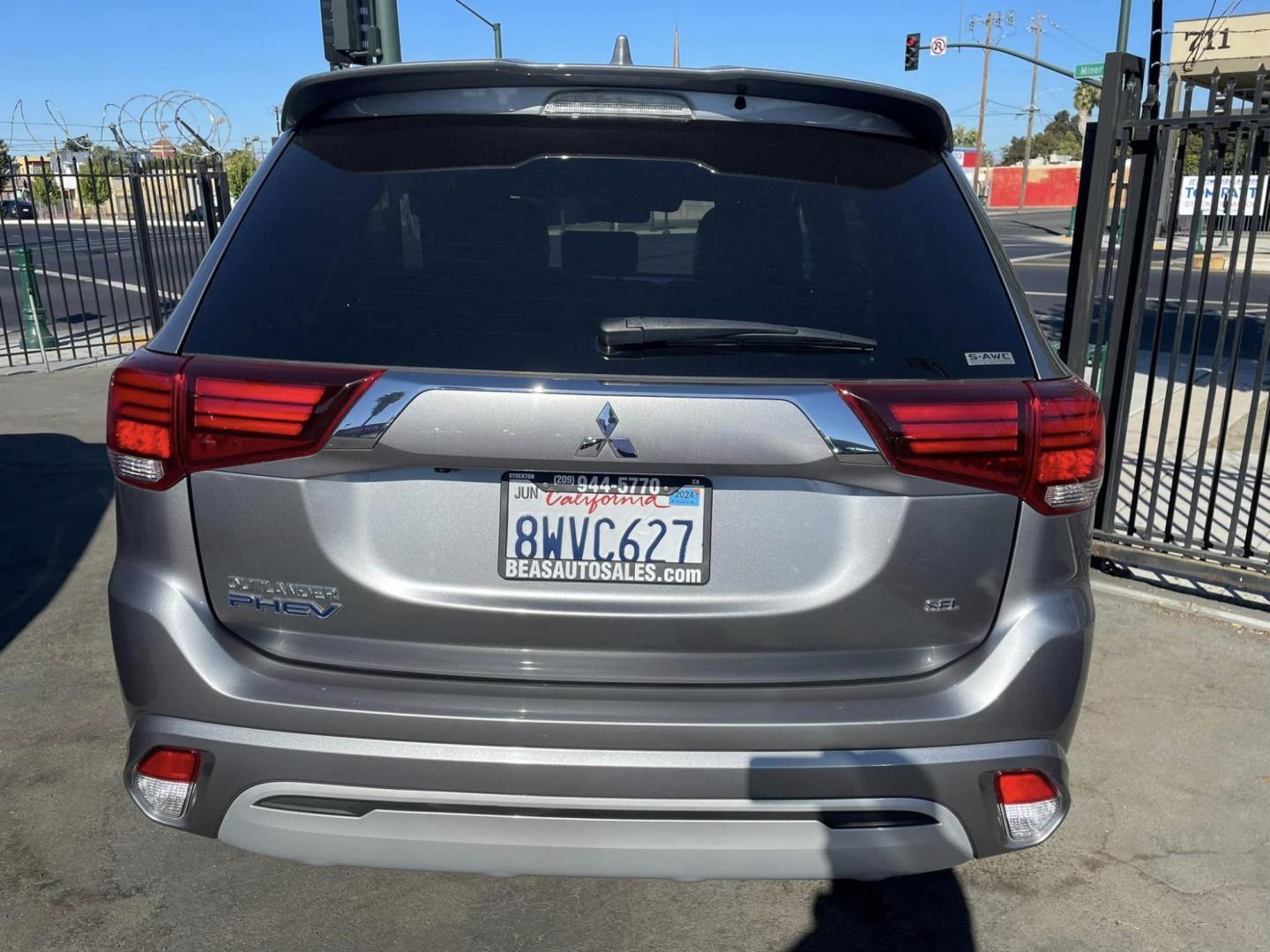 2021 DARK GRAY Mitsubishi Outlander PHEV SEL (JA4J2VA73MZ) with an 2.0L L4 DOHC 16V HYBRID engine, 1A transmission, located at 744 E Miner Ave, Stockton, CA, 95202, (209) 944-5770, 37.956863, -121.282082 - Photo#11