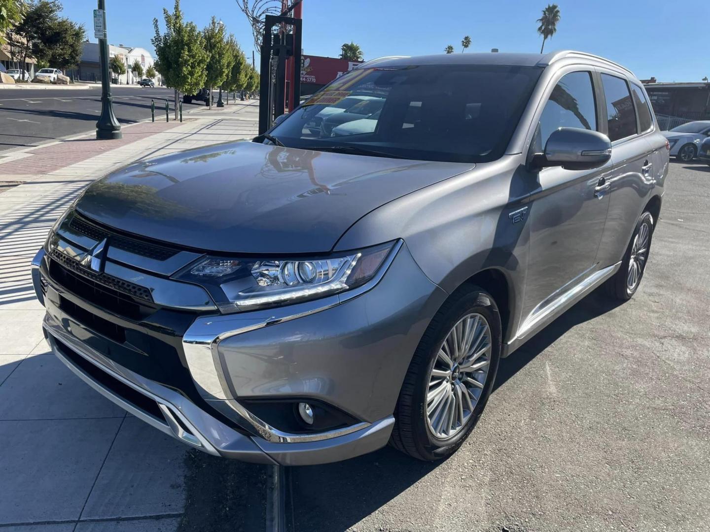 2021 DARK GRAY Mitsubishi Outlander PHEV SEL (JA4J2VA73MZ) with an 2.0L L4 DOHC 16V HYBRID engine, 1A transmission, located at 744 E Miner Ave, Stockton, CA, 95202, (209) 944-5770, 37.956863, -121.282082 - Photo#3