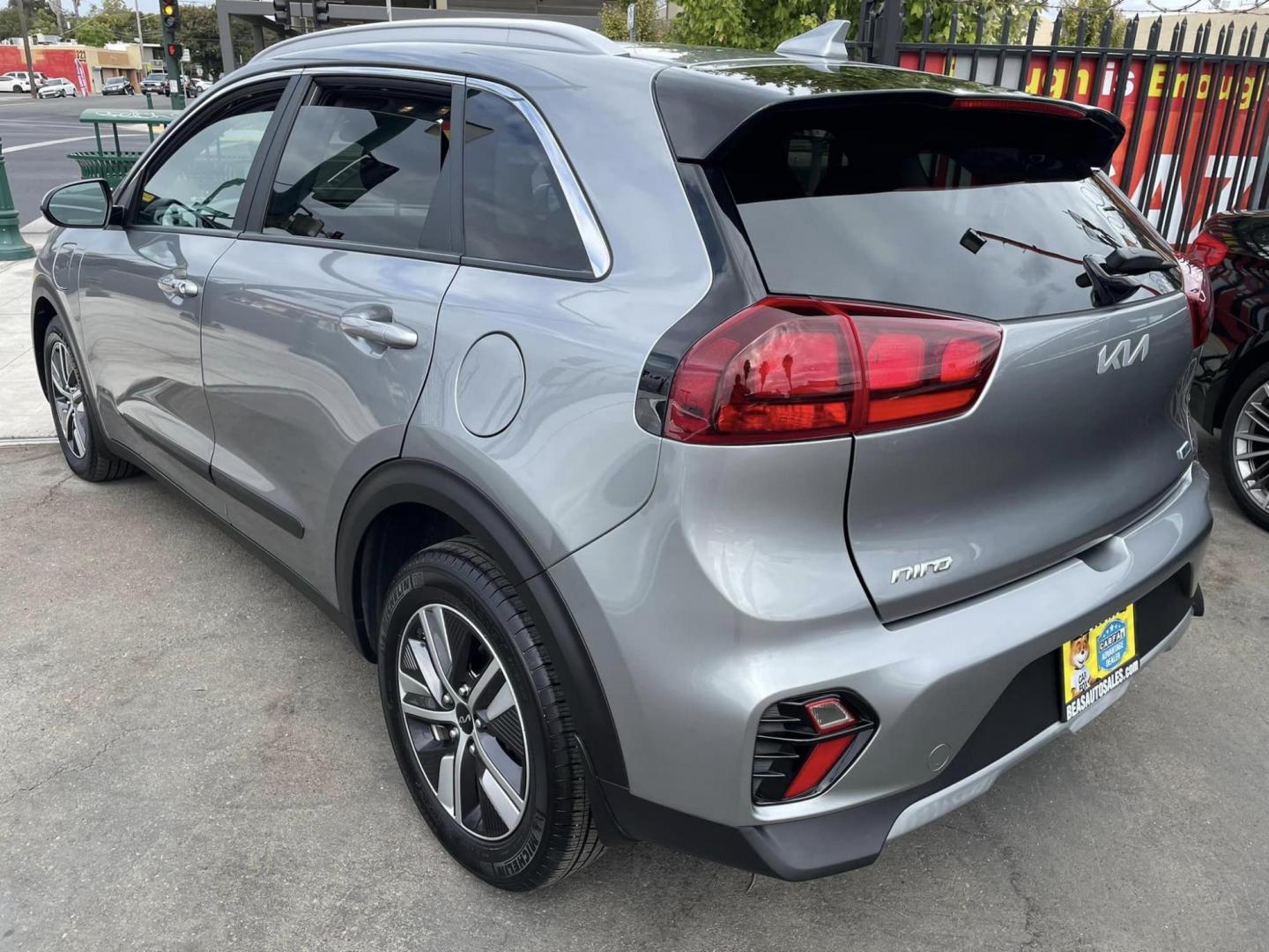 2022 DARK GRAY Kia Niro Plug In Hybrid LXS (KNDCM3LD1N5) , 6A transmission, located at 744 E Miner Ave, Stockton, CA, 95202, (209) 944-5770, 37.956863, -121.282082 - Photo#10