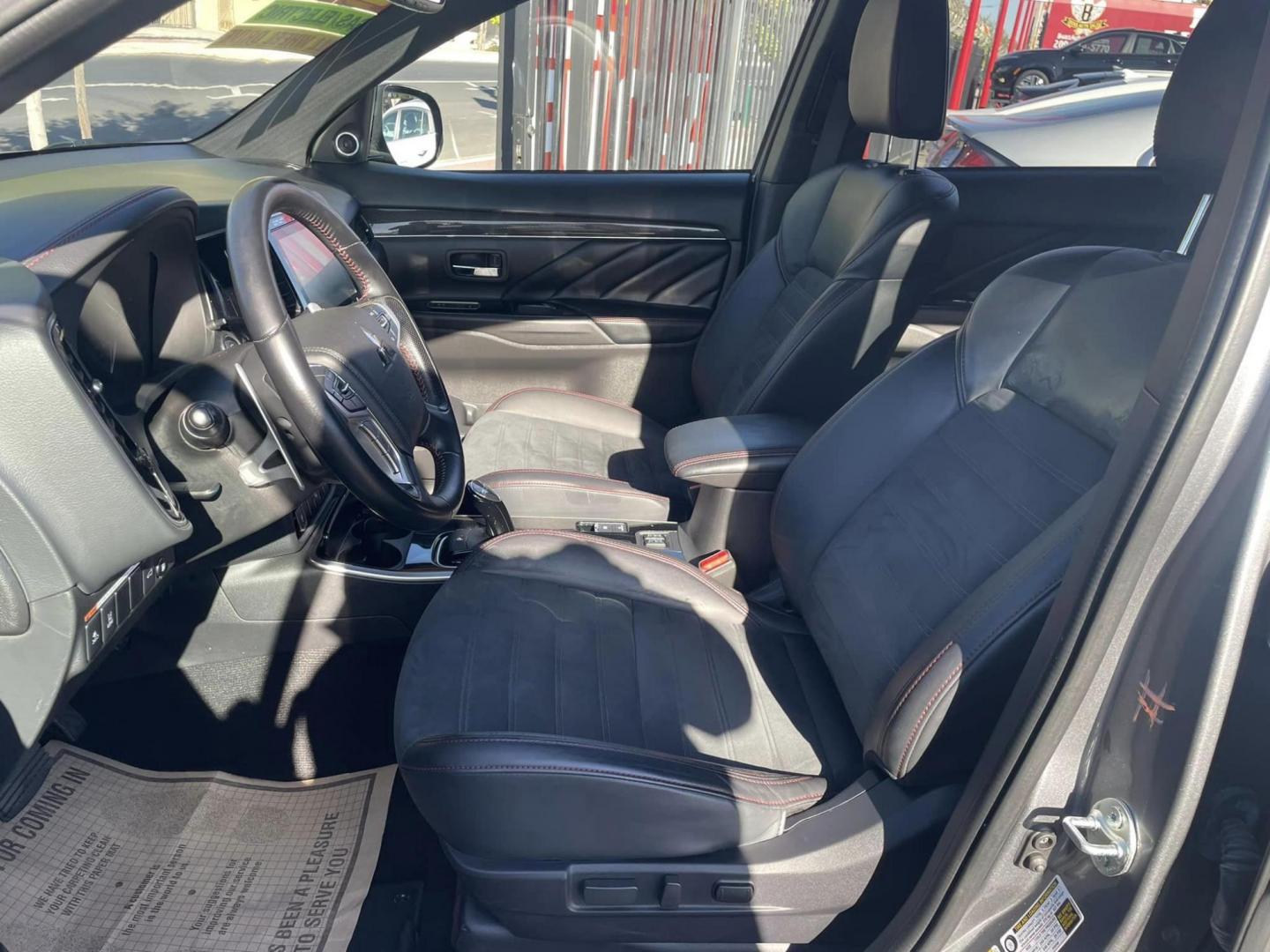 2021 DARK GRAY Mitsubishi Outlander PHEV SEL (JA4J2VA70MZ) with an 2.0L L4 DOHC 16V HYBRID engine, 1A transmission, located at 744 E Miner Ave, Stockton, CA, 95202, (209) 944-5770, 37.956863, -121.282082 - Photo#7