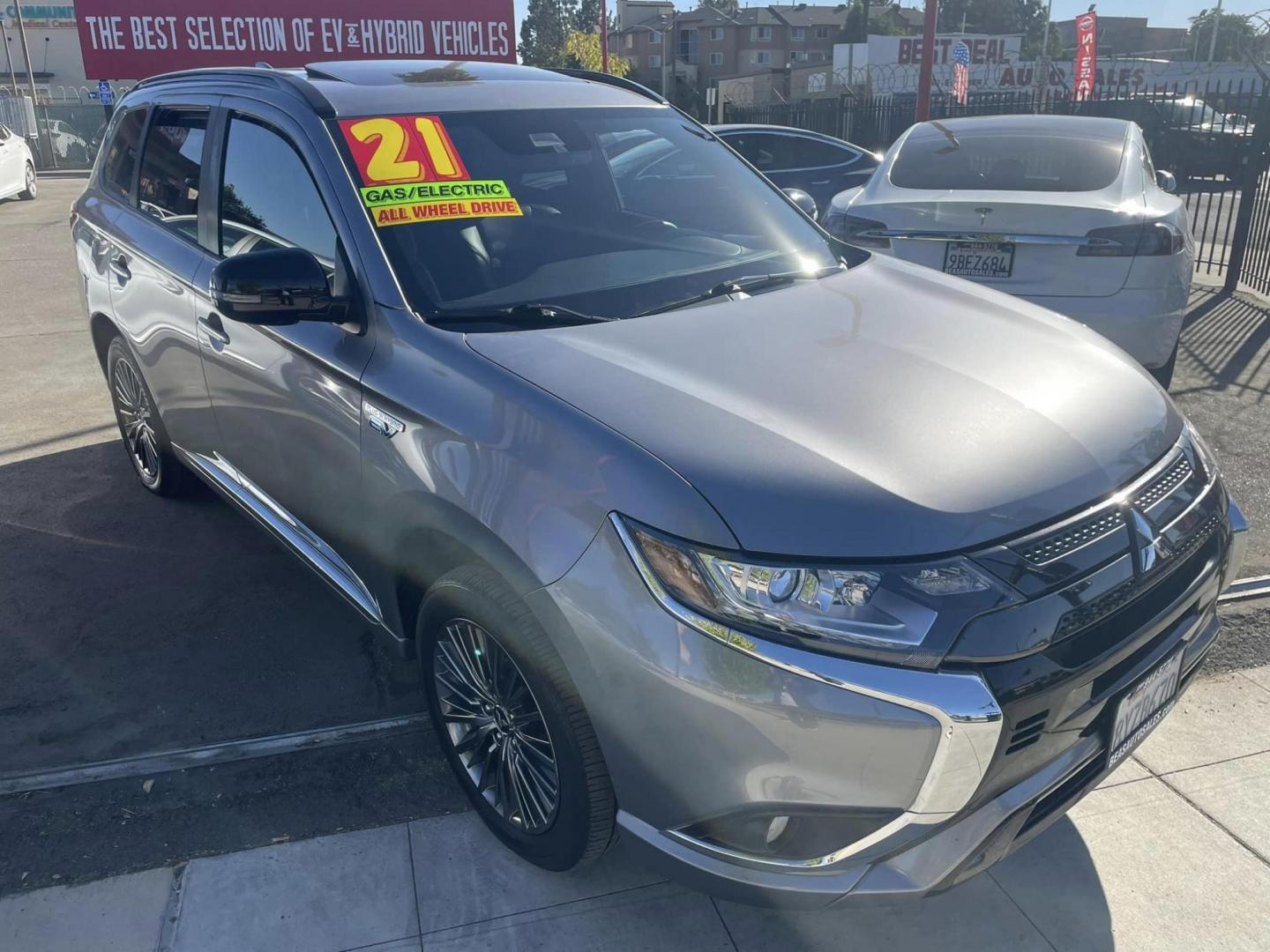 2021 DARK GRAY Mitsubishi Outlander PHEV SEL (JA4J2VA70MZ) with an 2.0L L4 DOHC 16V HYBRID engine, 1A transmission, located at 744 E Miner Ave, Stockton, CA, 95202, (209) 944-5770, 37.956863, -121.282082 - Photo#1