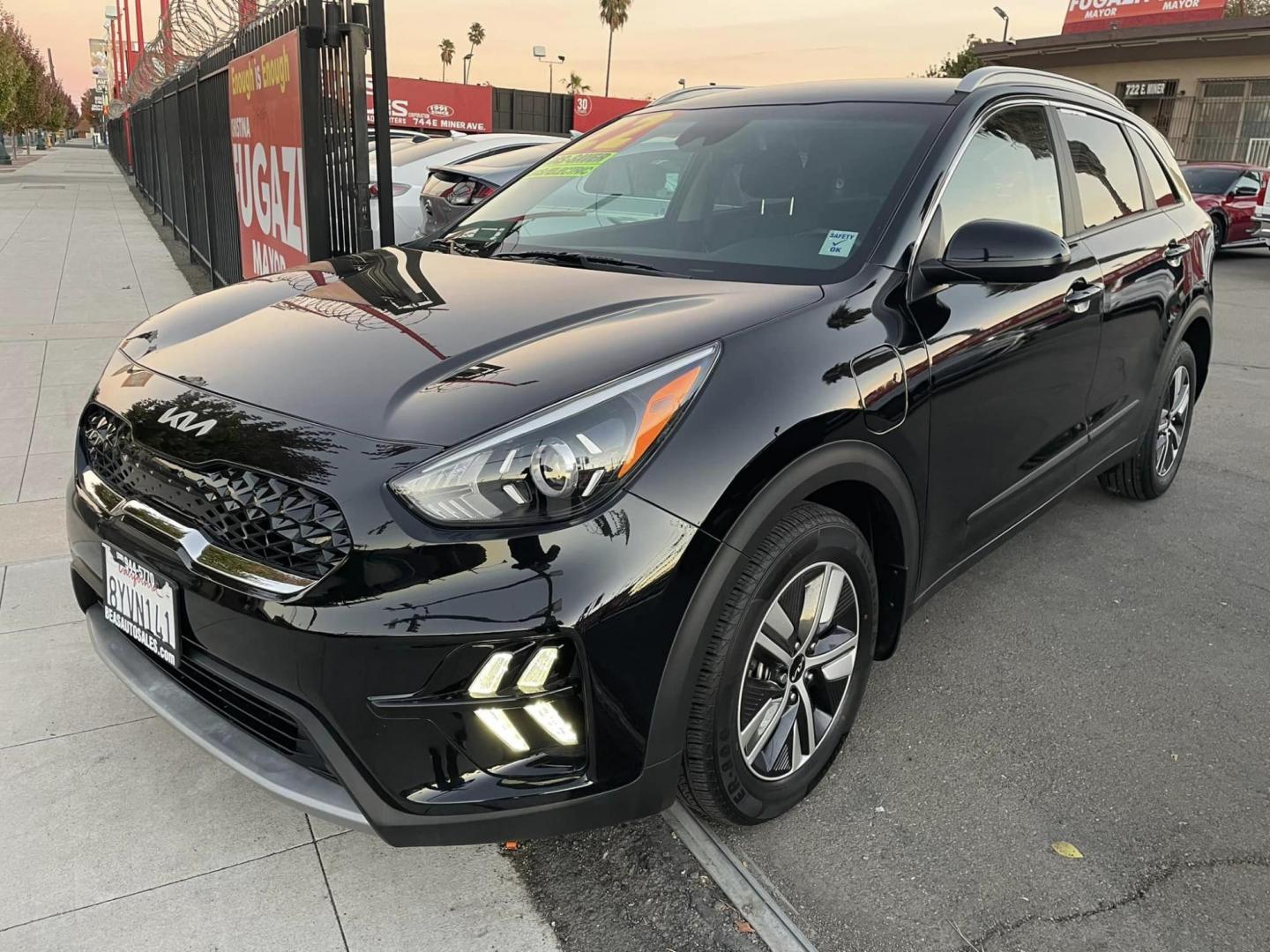 2022 BLACK /BLACK Kia Niro Plug In Hybrid LXS (KNDCM3LD6N5) , 6A transmission, located at 744 E Miner Ave, Stockton, CA, 95202, (209) 944-5770, 37.956863, -121.282082 - Photo#3