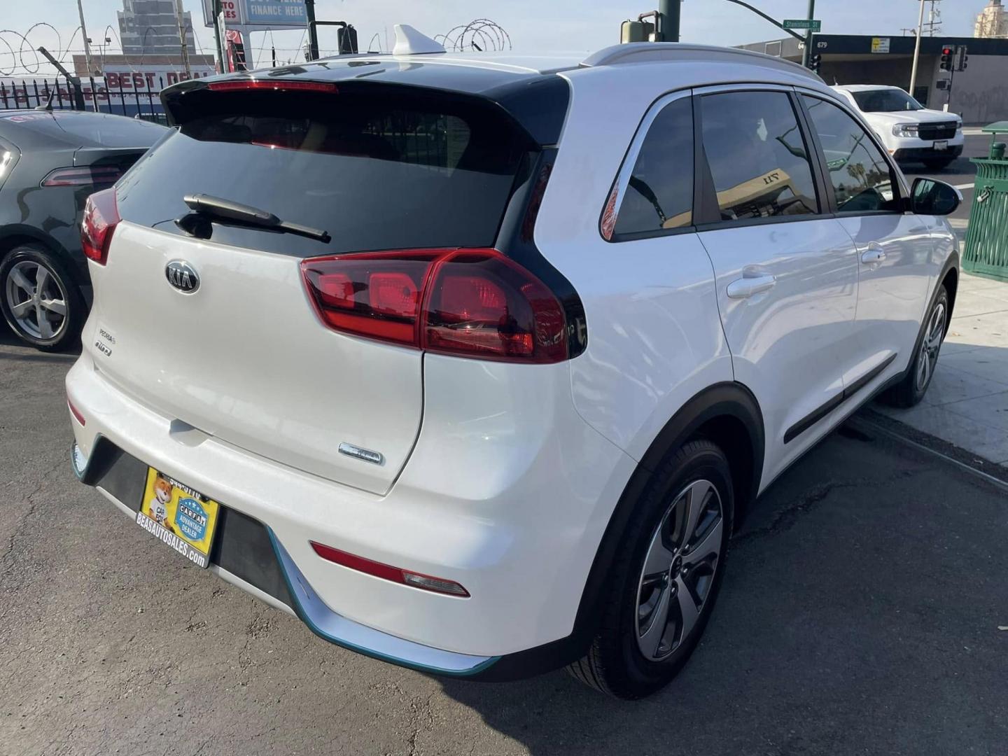 2019 WHITE Kia Niro Plug In Hybrid LX (KNDCM3LD3K5) , 6A transmission, located at 744 E Miner Ave, Stockton, CA, 95202, (209) 944-5770, 37.956863, -121.282082 - PLUS TAXES AND FEES - Photo#14