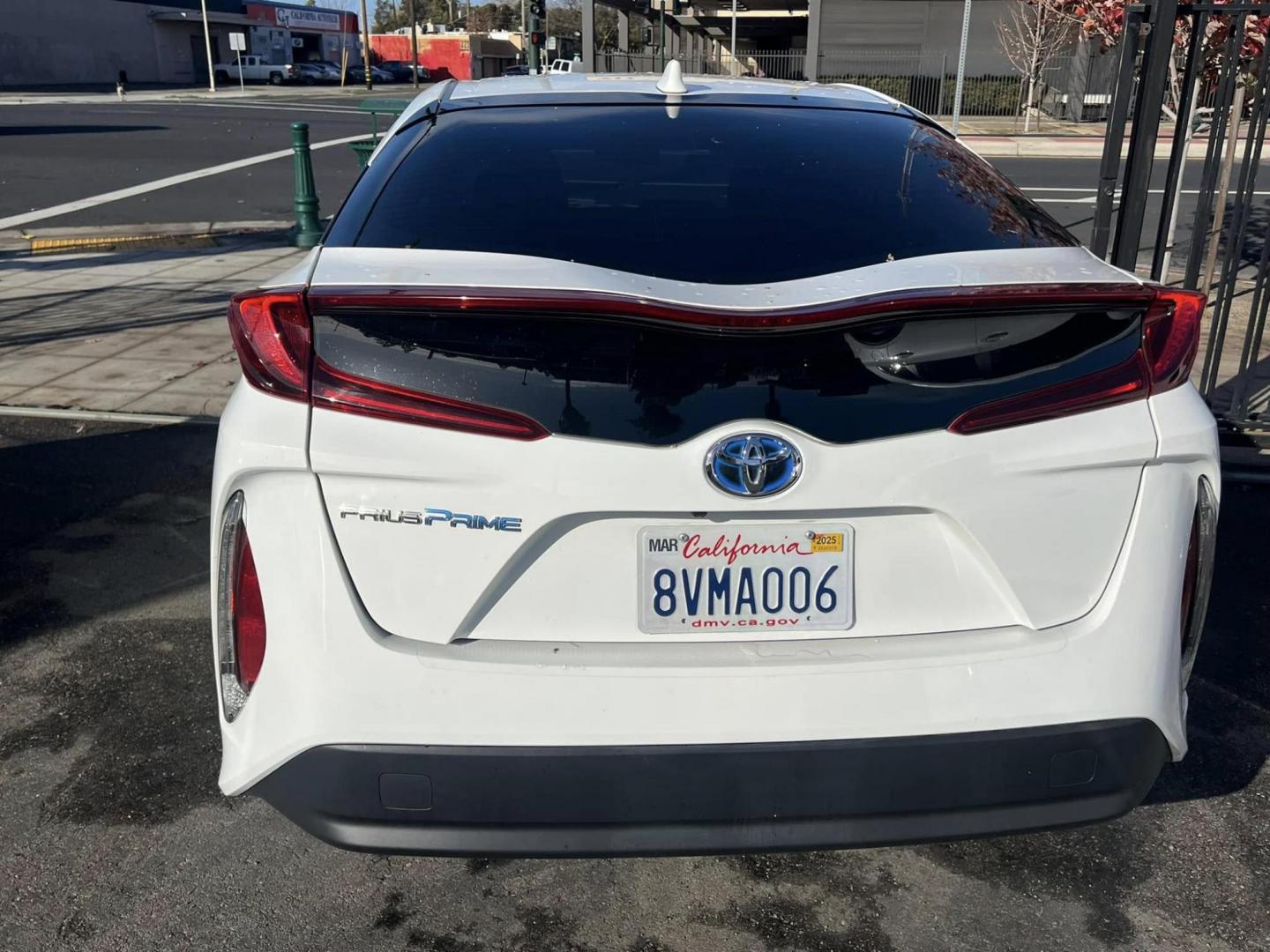 2021 WHITE Toyota Prius Prime LE (JTDKAMFP6M3) with an 1.8L L4 DOHC 16V HYBRID engine, CVT transmission, located at 744 E Miner Ave, Stockton, CA, 95202, (209) 944-5770, 37.956863, -121.282082 - PLUS TAXES AND FEES - Photo#7