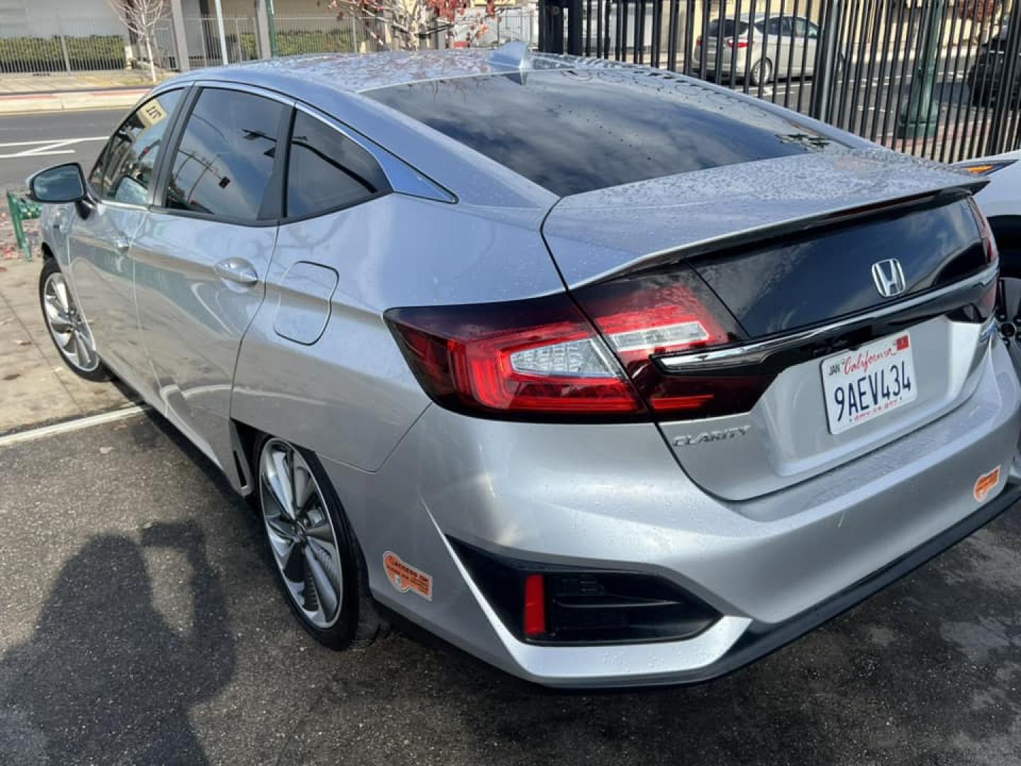 2019 SILVER Honda Clarity Plug-In Hybrid (JHMZC5F19KC) with an 1.5L L4 DOHC 16V HYBRID engine, CVT transmission, located at 744 E Miner Ave, Stockton, CA, 95202, (209) 944-5770, 37.956863, -121.282082 - PLUS TAXES AND FEES - Photo#11