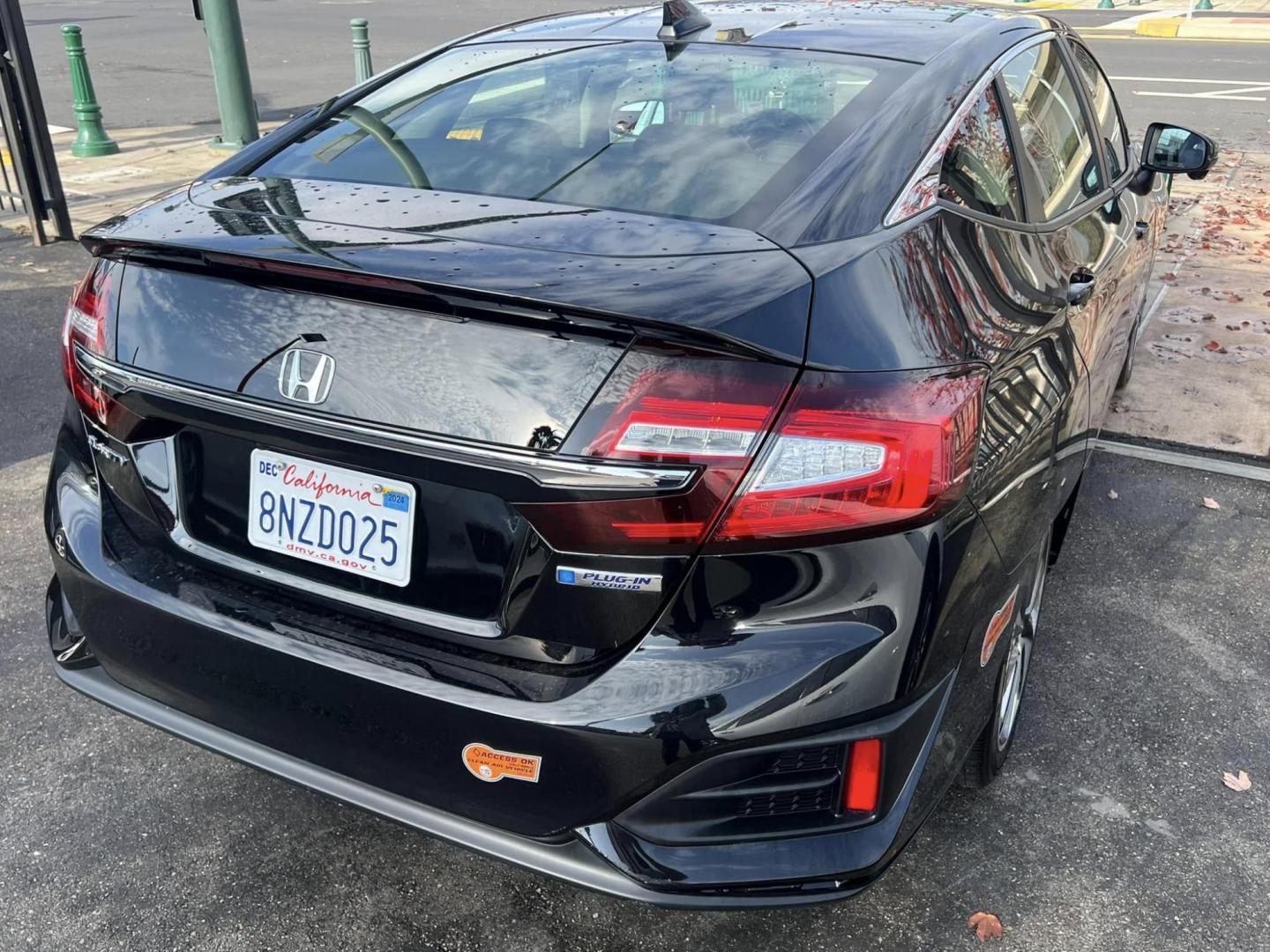 2019 BLACK Honda Clarity Plug-In Hybrid (JHMZC5F19KC) with an 1.5L L4 DOHC 16V HYBRID engine, CVT transmission, located at 744 E Miner Ave, Stockton, CA, 95202, (209) 944-5770, 37.956863, -121.282082 - PLUS TAXES AND FEES - Photo#13