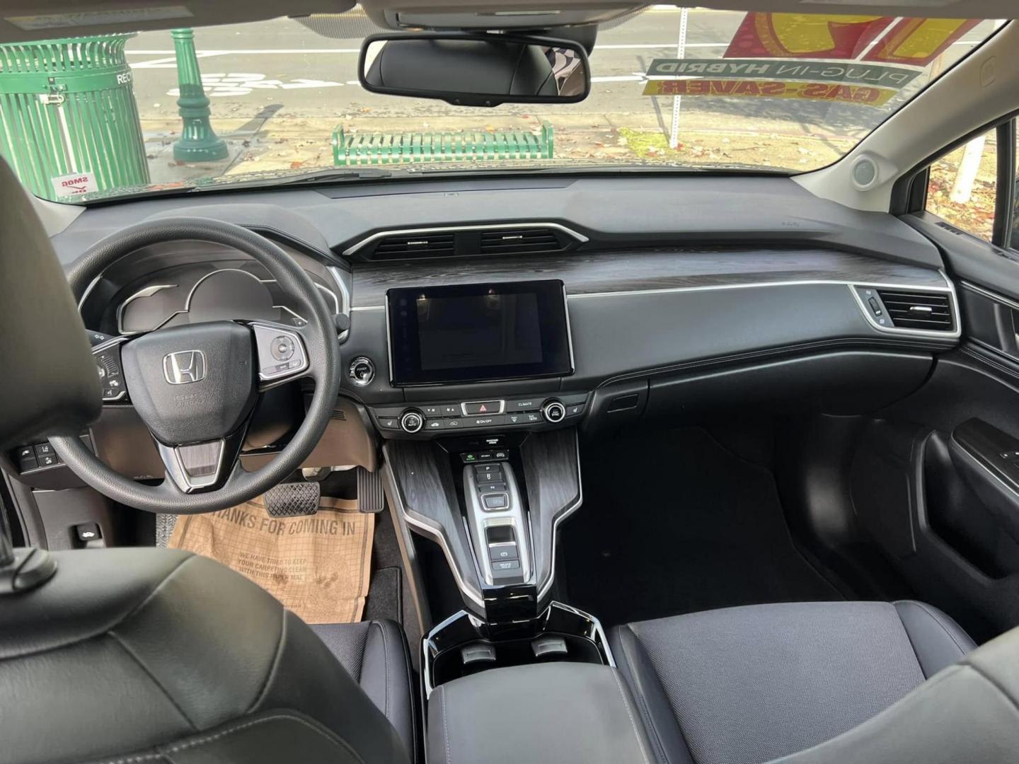 2019 BLACK Honda Clarity Plug-In Hybrid (JHMZC5F19KC) with an 1.5L L4 DOHC 16V HYBRID engine, CVT transmission, located at 744 E Miner Ave, Stockton, CA, 95202, (209) 944-5770, 37.956863, -121.282082 - PLUS TAXES AND FEES - Photo#7