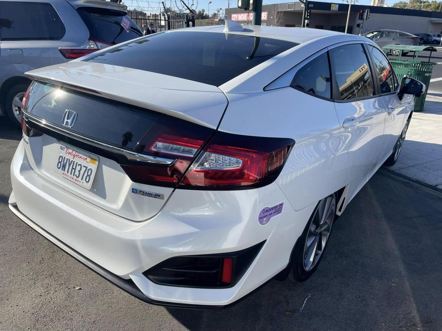 2019 WHITE Honda Clarity Plug-In Hybrid (JHMZC5F14KC) with an 1.5L L4 DOHC 16V HYBRID engine, CVT transmission, located at 744 E Miner Ave, Stockton, CA, 95202, (209) 944-5770, 37.956863, -121.282082 - Photo#13