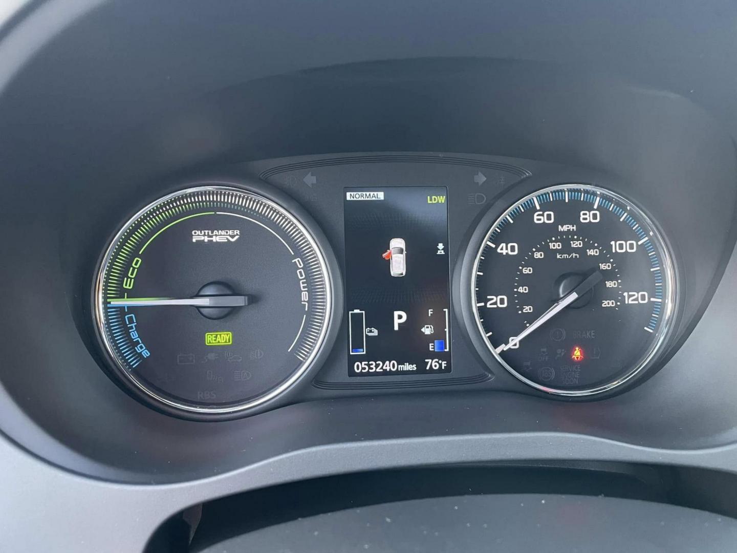 2019 DARK GRAY Mitsubishi Outlander PHEV GT (JA4J24A53KZ) with an 2.0L L4 DOHC 16V HYBRID engine, 1A transmission, located at 744 E Miner Ave, Stockton, CA, 95202, (209) 944-5770, 37.956863, -121.282082 - Photo#13