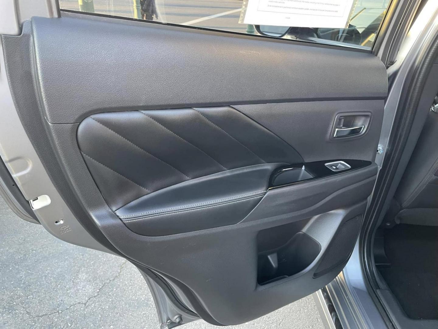 2019 DARK GRAY Mitsubishi Outlander PHEV GT (JA4J24A53KZ) with an 2.0L L4 DOHC 16V HYBRID engine, 1A transmission, located at 744 E Miner Ave, Stockton, CA, 95202, (209) 944-5770, 37.956863, -121.282082 - Photo#7