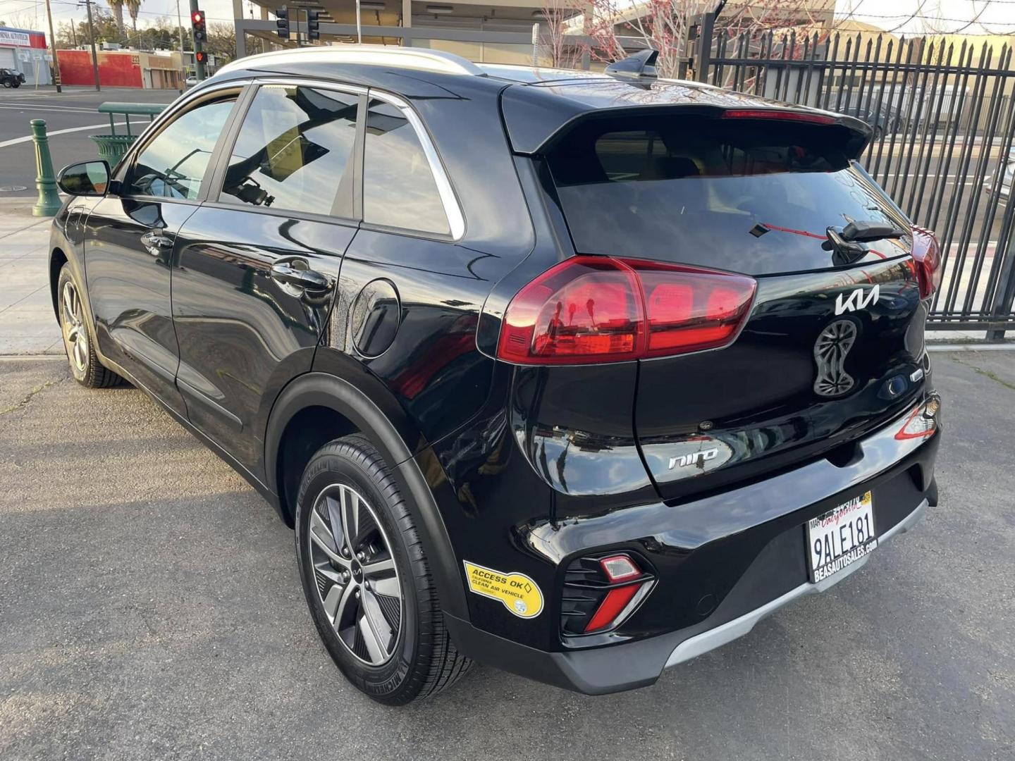 2022 BLACK Kia Niro Plug In Hybrid LXS (KNDCM3LD7N5) , 6A transmission, located at 744 E Miner Ave, Stockton, CA, 95202, (209) 944-5770, 37.956863, -121.282082 - PLUS TAXES AND FEES CHARGER NOT AVAILABLE - Photo#14