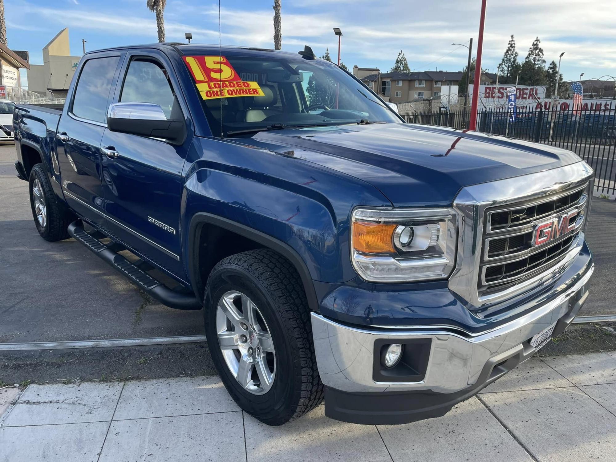 photo of 2015 GMC Sierra 1500 SLT Crew Cab Long Box 2WD