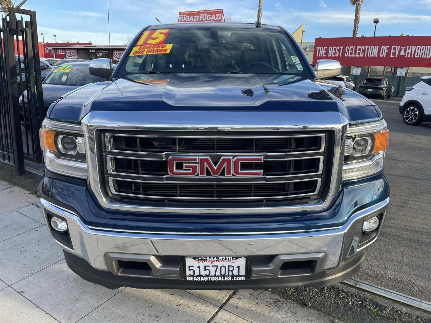 2015 Blue GMC Sierra 1500 SLT Crew Cab Long Box 2WD (3GTP1VEC1FG) with an 5.3L V8 OHV 16V engine, 6-Speed Automatic transmission, located at 744 E Miner Ave, Stockton, CA, 95202, (209) 944-5770, 37.956863, -121.282082 - Photo#2